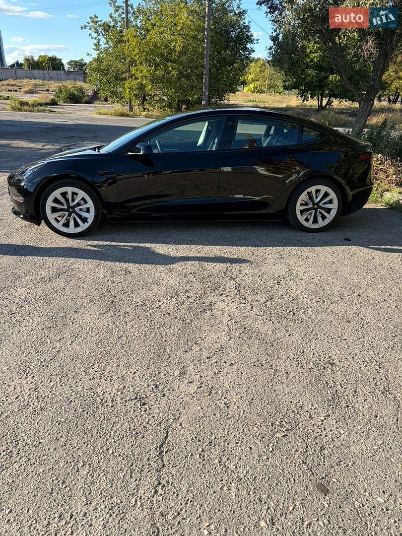 Tesla Model 3 2022 VIN 5YJ3E1EA5NF369306 фото оголошення 4 з 11
