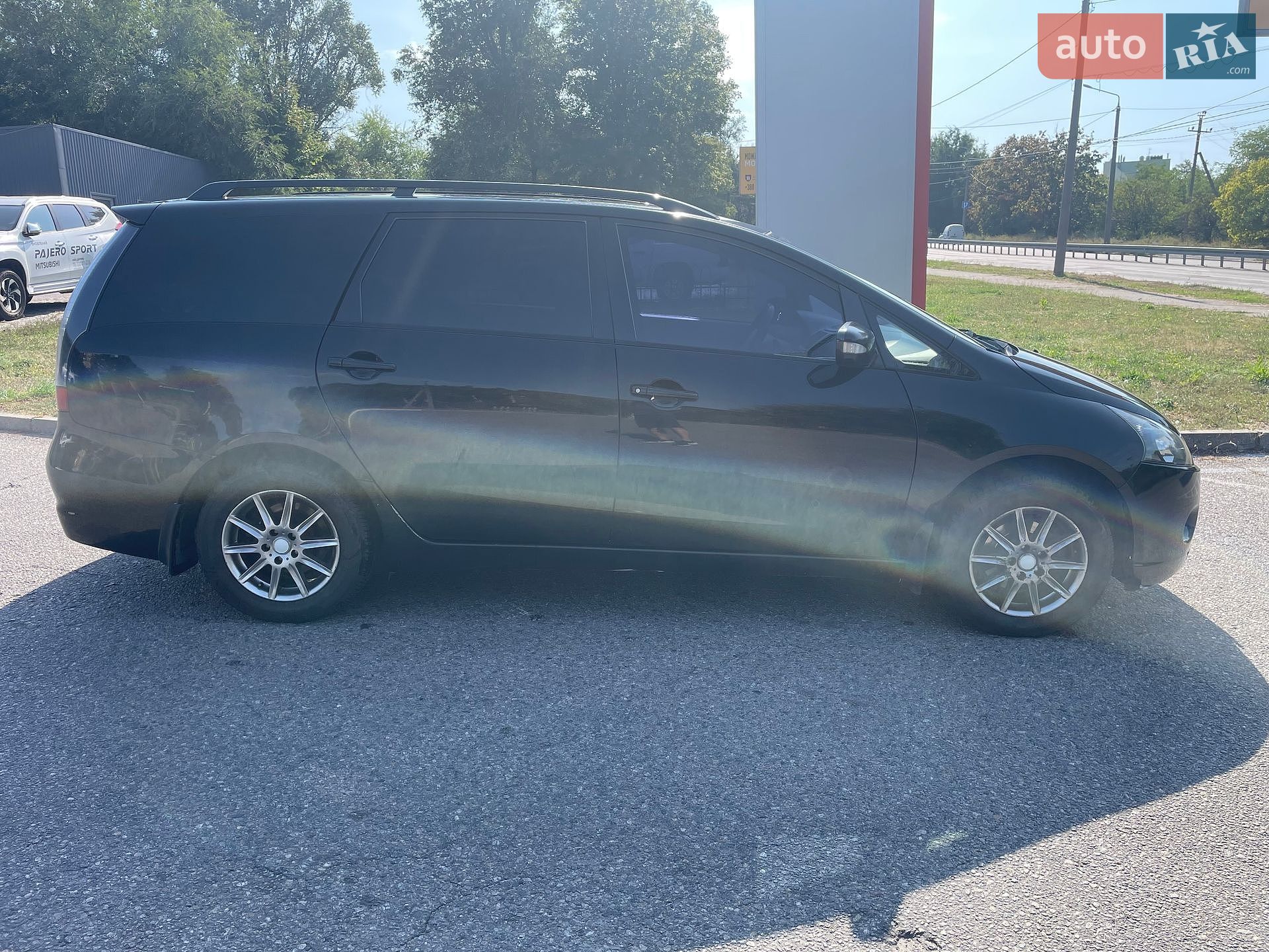 Mitsubishi Grandis 2004 VIN JMBLNNA4W4Z001620 фото оголошення 2 з 12