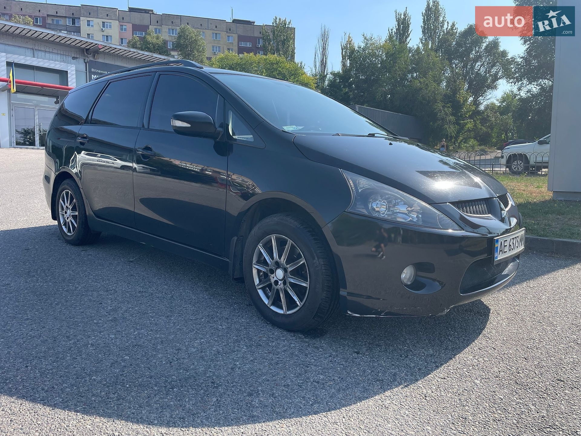 Mitsubishi Grandis 2004 VIN JMBLNNA4W4Z001620 фото оголошення 4 з 12
