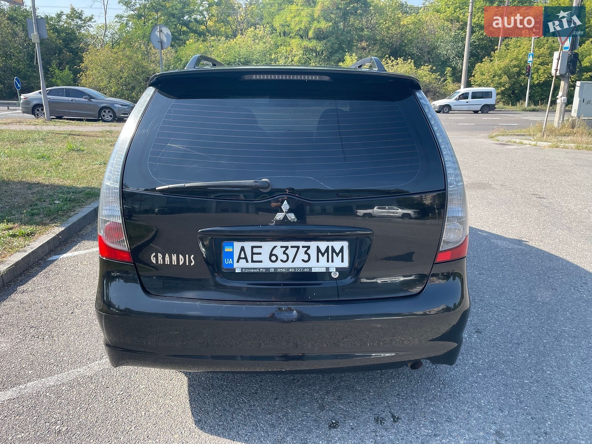 Mitsubishi Grandis 2004 VIN JMBLNNA4W4Z001620 фото оголошення 6 з 12