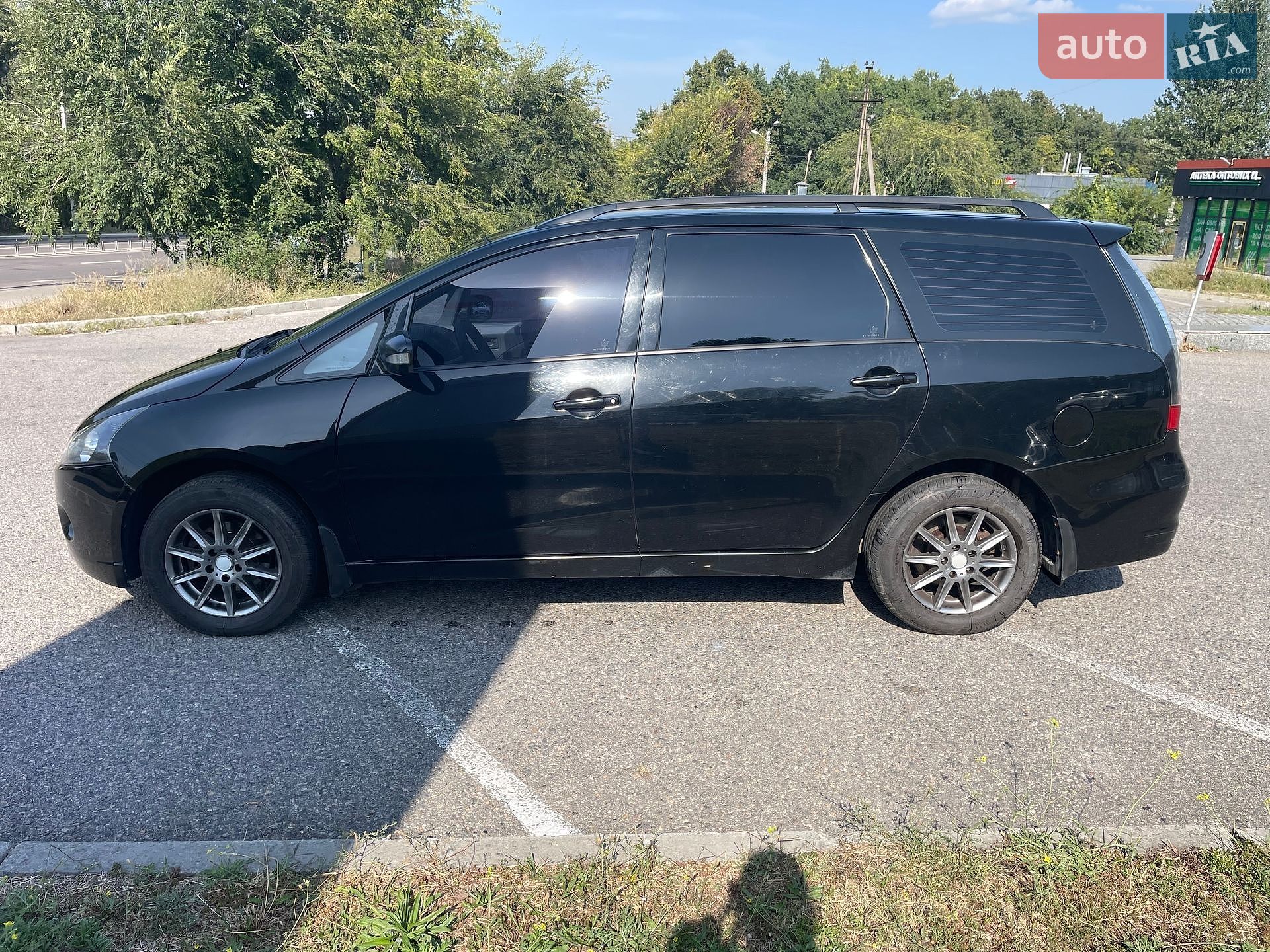 Mitsubishi Grandis 2004 VIN JMBLNNA4W4Z001620 фото оголошення 8 з 12