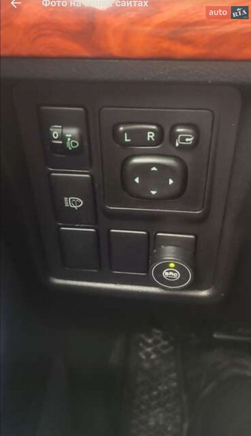 Toyota Land Cruiser Prado 2017 VIN JTEBX3FJ205104493 фото оголошення 19 з 37