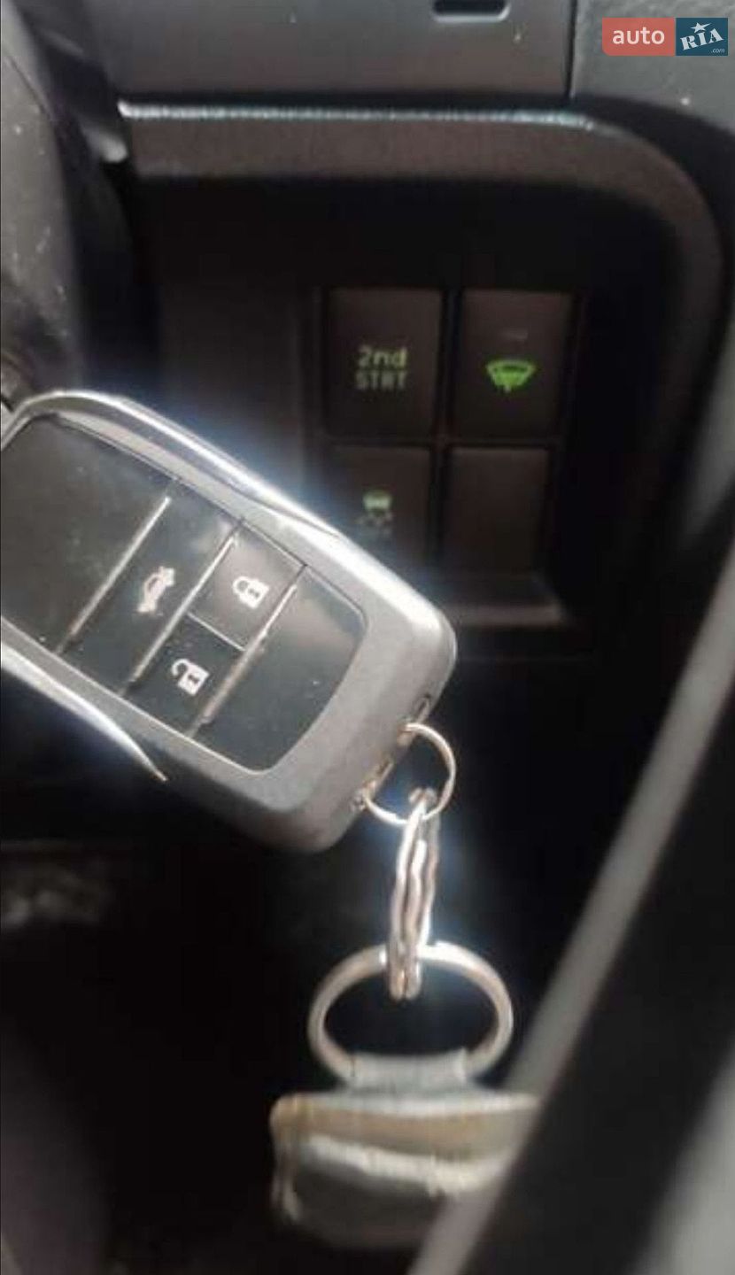 Toyota Land Cruiser Prado 2017 VIN JTEBX3FJ205104493 фото оголошення 17 з 37