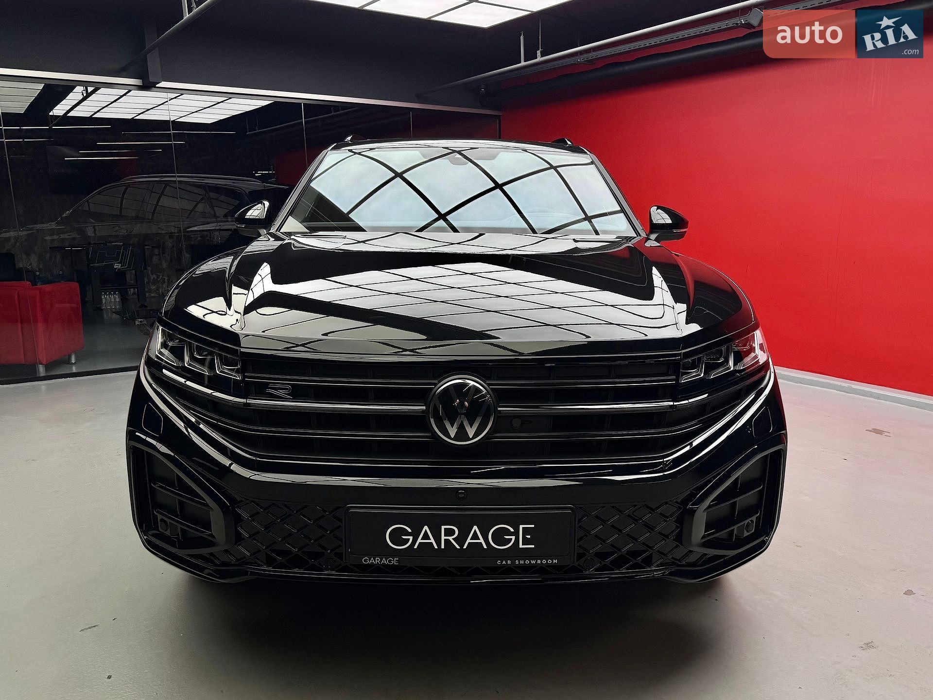 Volkswagen Touareg 2025 VIN WVGZZZCR9TD002625 фото оголошення 3 з 53