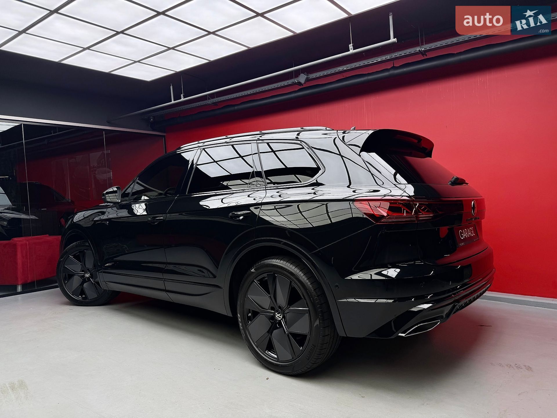 Volkswagen Touareg 2025 VIN WVGZZZCR9TD002625 фото оголошення 19 з 53