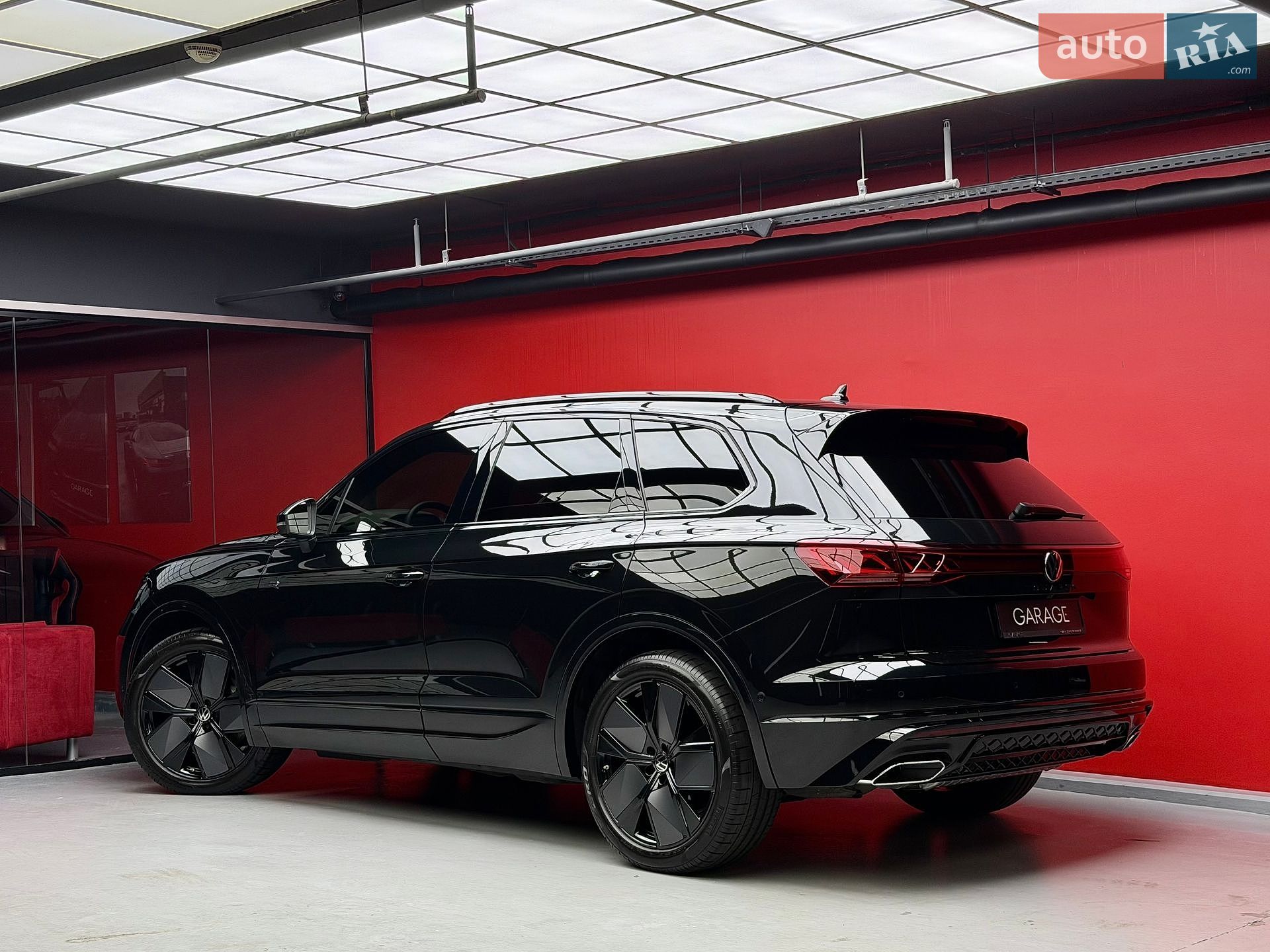 Volkswagen Touareg 2025 VIN WVGZZZCR9TD002625 фото оголошення 22 з 53