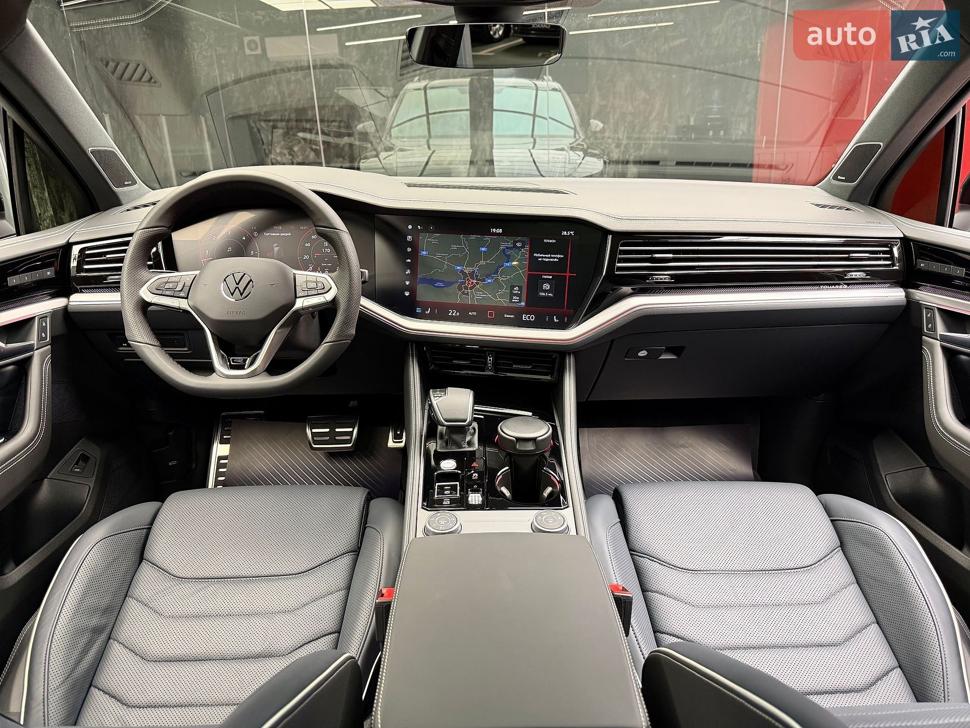 Volkswagen Touareg 2025 VIN WVGZZZCR9TD002625 фото оголошення 33 з 53