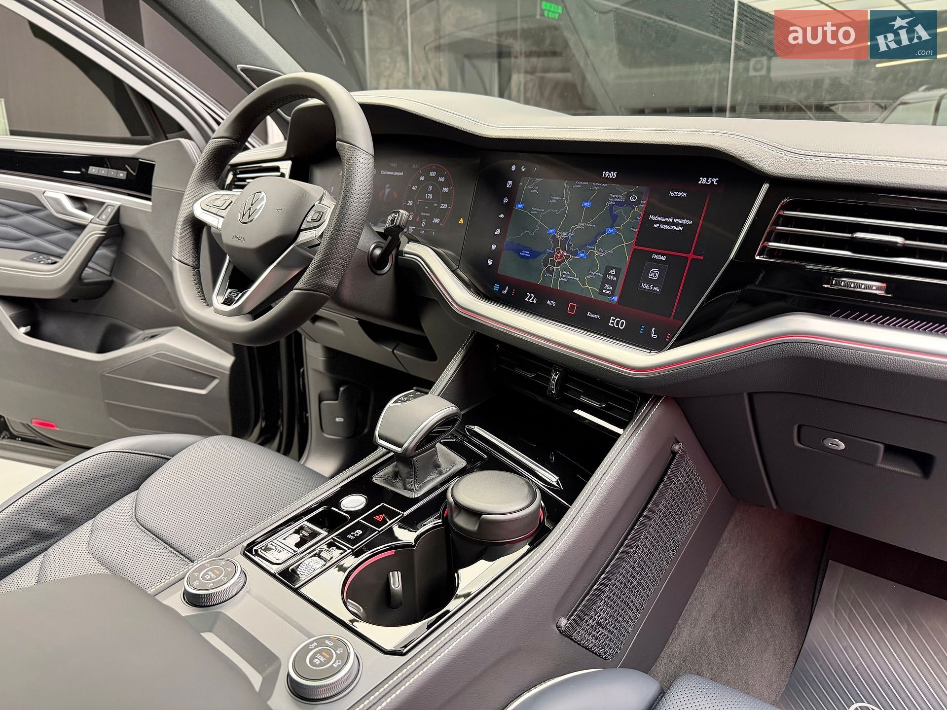 Volkswagen Touareg 2025 VIN WVGZZZCR9TD002625 фото оголошення 52 з 53