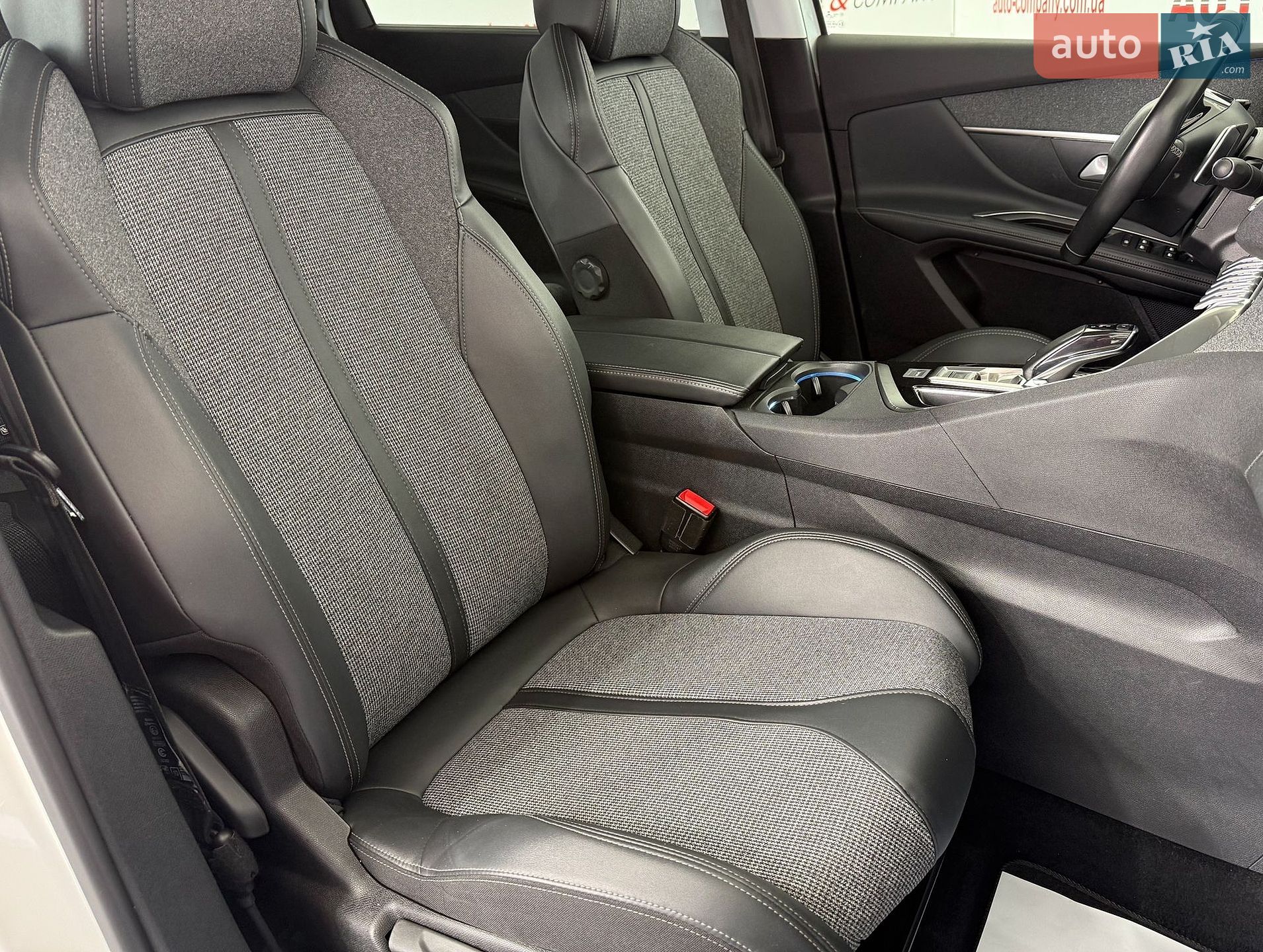 Peugeot 5008 2019 VIN VF3MJEHZRKS517774 фото оголошення 9 з 44