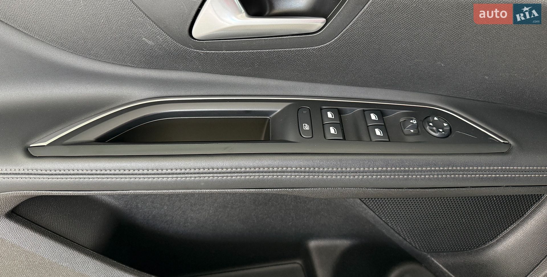 Peugeot 5008 2019 VIN VF3MJEHZRKS517774 фото оголошення 13 з 44
