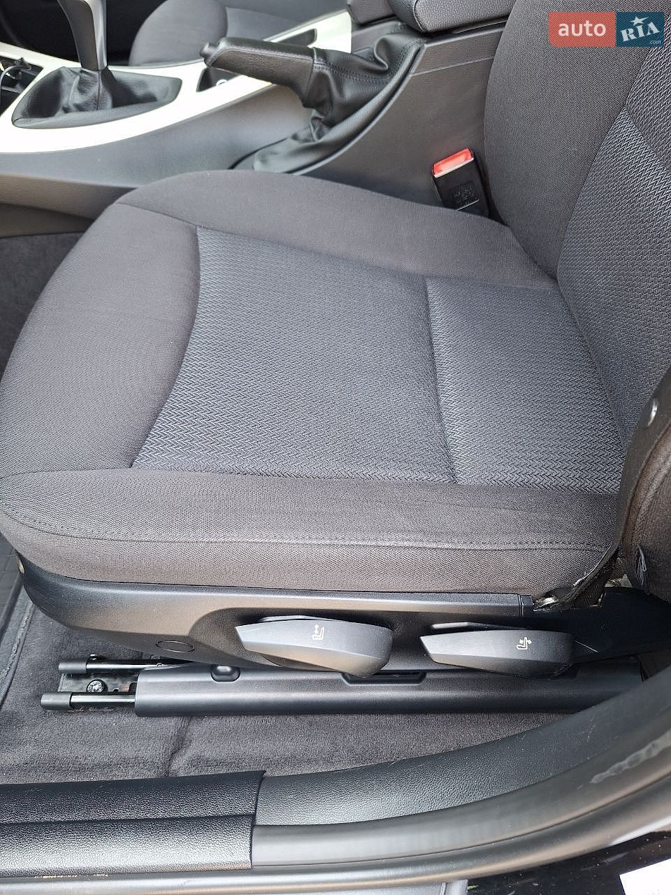 BMW 3 Series 2012 VIN WBAUY51020F226685 фото оголошення 5 з 11