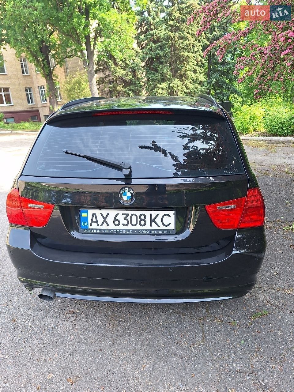 BMW 3 Series 2012 VIN WBAUY51020F226685 фото оголошення 2 з 11