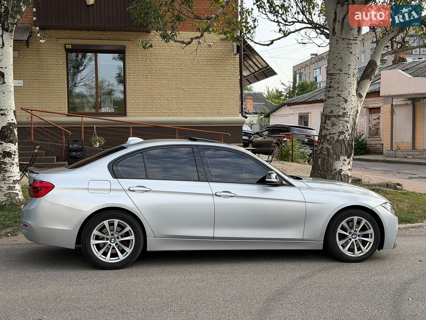 BMW 3 Series 2016 VIN WBA8E1G54GNT99680 фото оголошення 3 з 12
