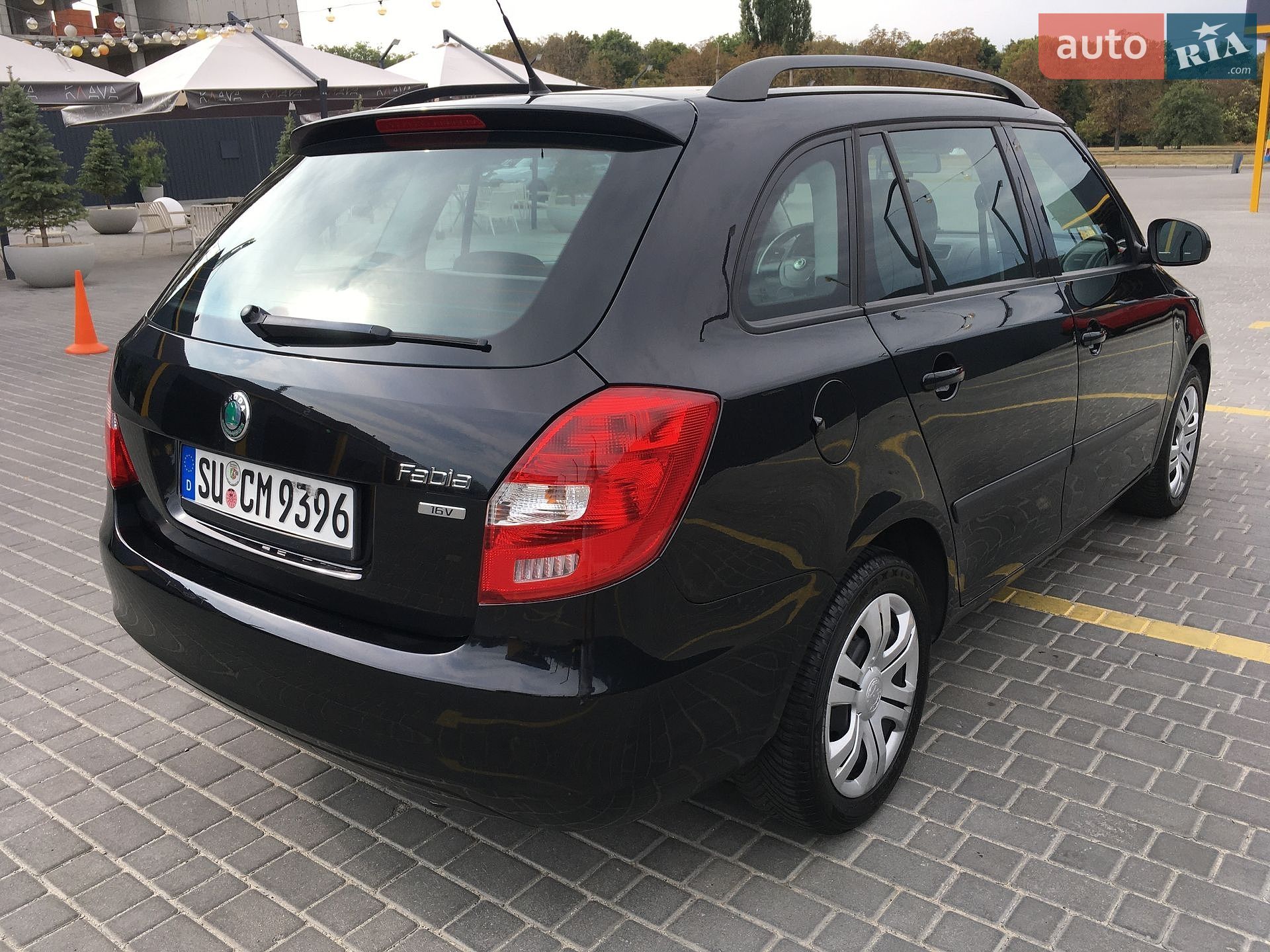 Skoda Fabia 2011 VIN TMBJC65J5B3178228 фото оголошення 7 з 110
