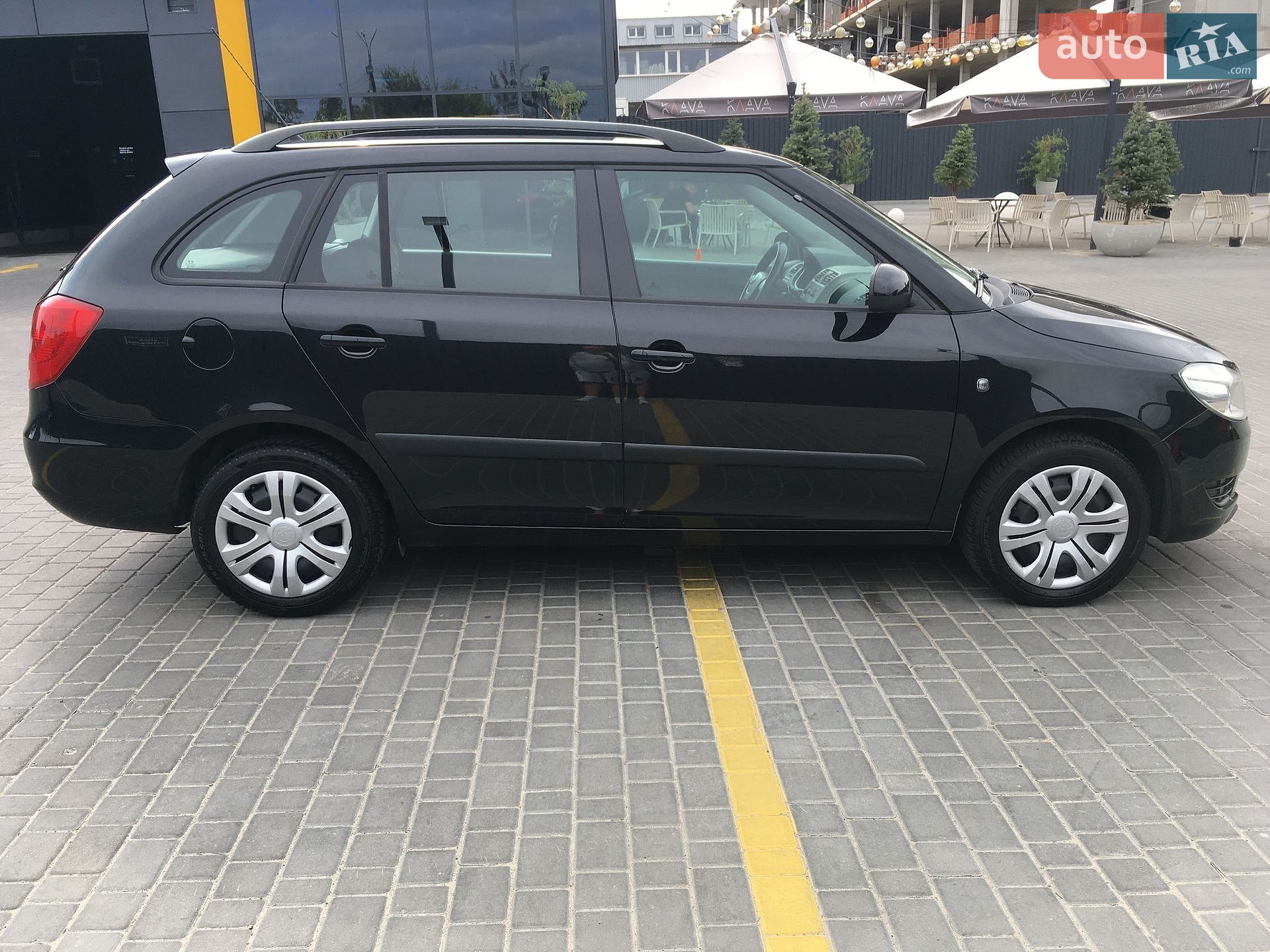 Skoda Fabia 2011 VIN TMBJC65J5B3178228 фото оголошення 8 з 110