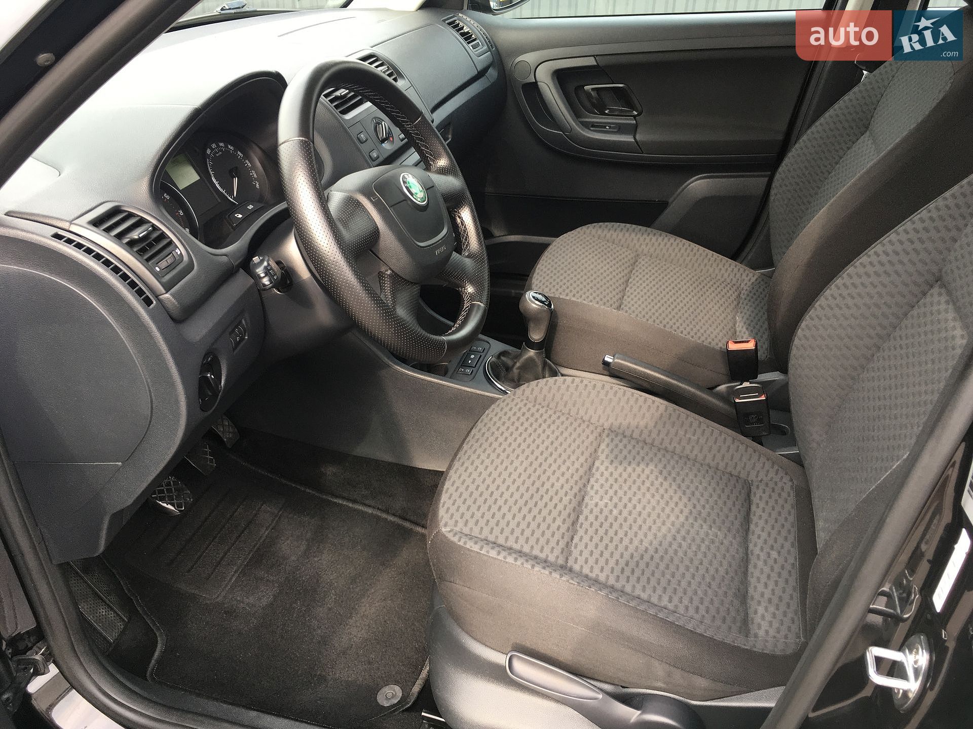 Skoda Fabia 2011 VIN TMBJC65J5B3178228 фото оголошення 29 з 110