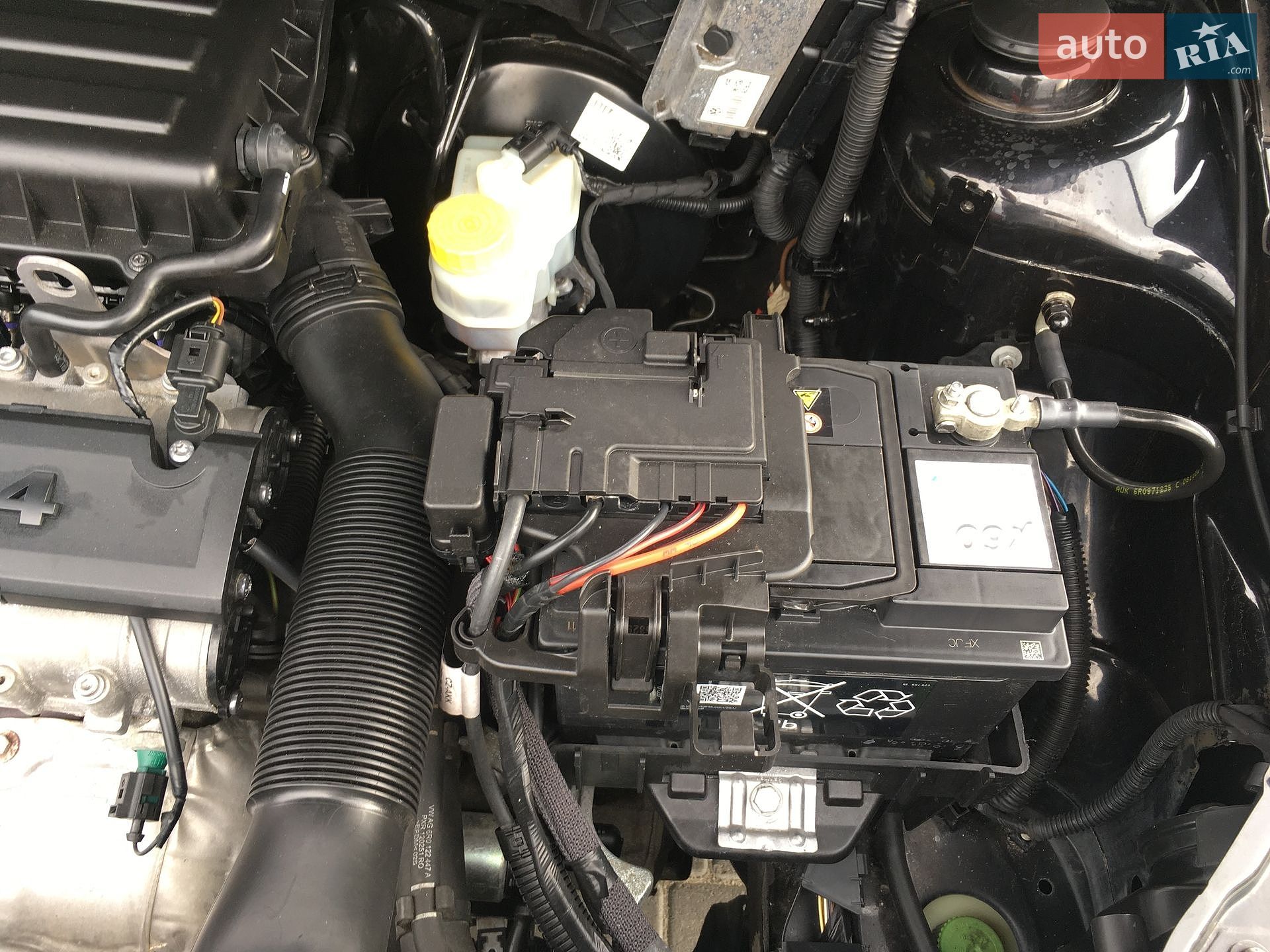 Skoda Fabia 2011 VIN TMBJC65J5B3178228 фото оголошення 93 з 110