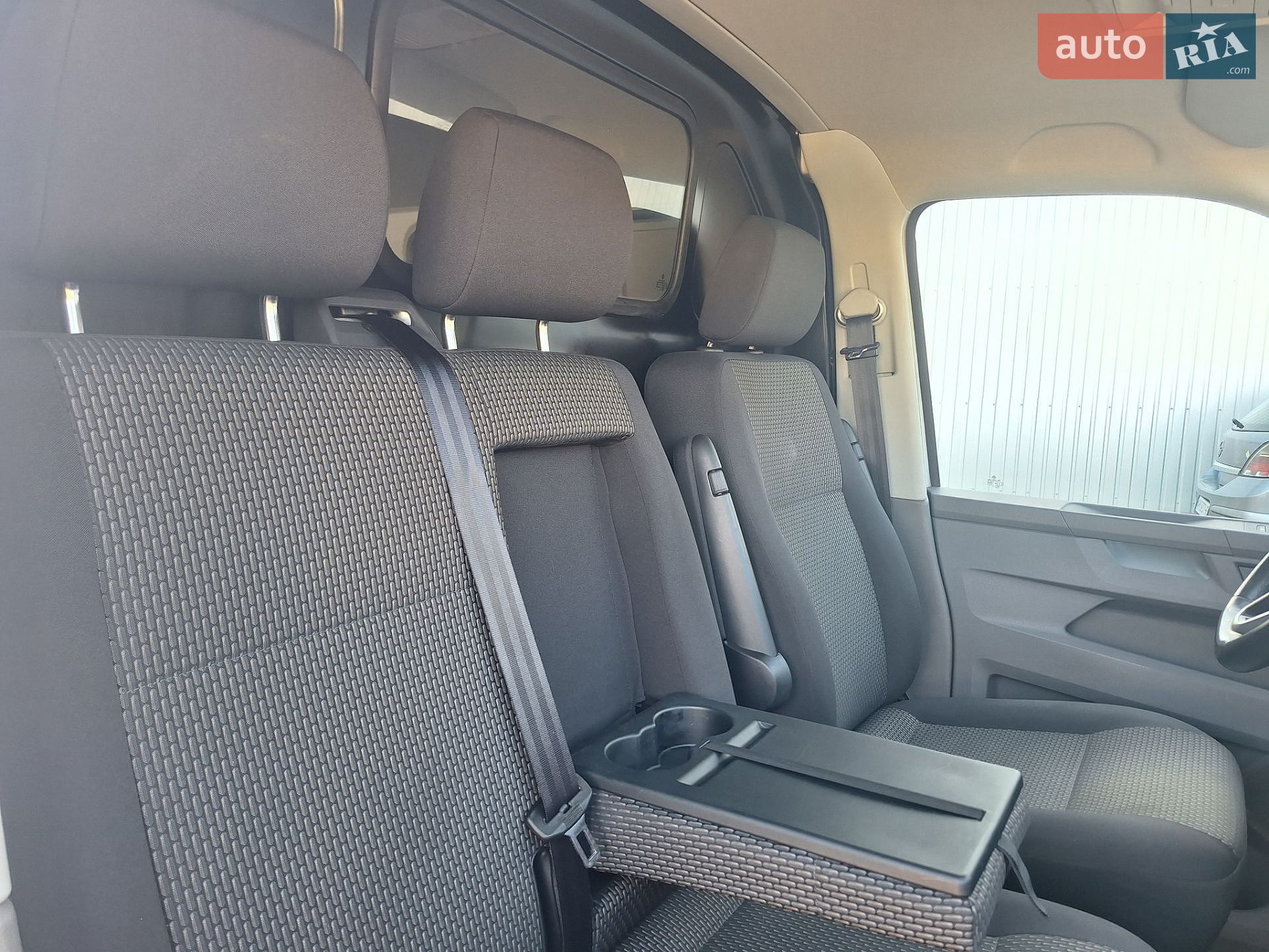 Volkswagen Transporter 2021 VIN WV1ZZZ7HZMH054904 фото оголошення 32 з 49
