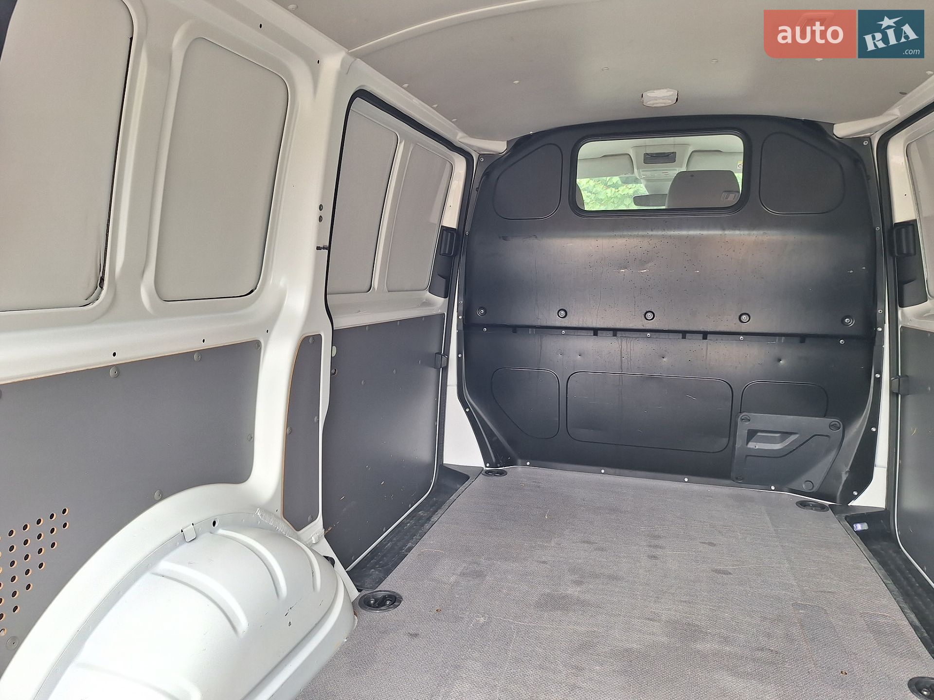 Volkswagen Transporter 2021 VIN WV1ZZZ7HZMH054904 фото оголошення 48 з 49