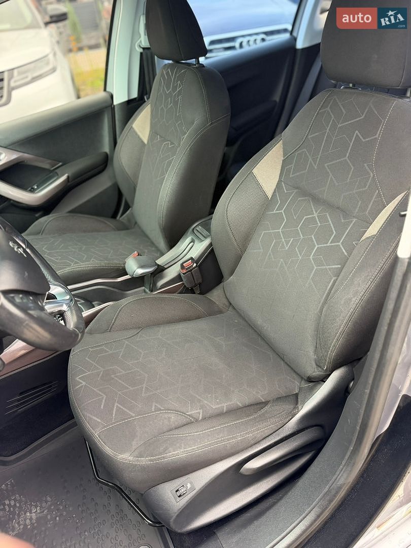 Peugeot 2008 2014 VIN VF3CU9HP8EY025409 фото оголошення 21 з 39