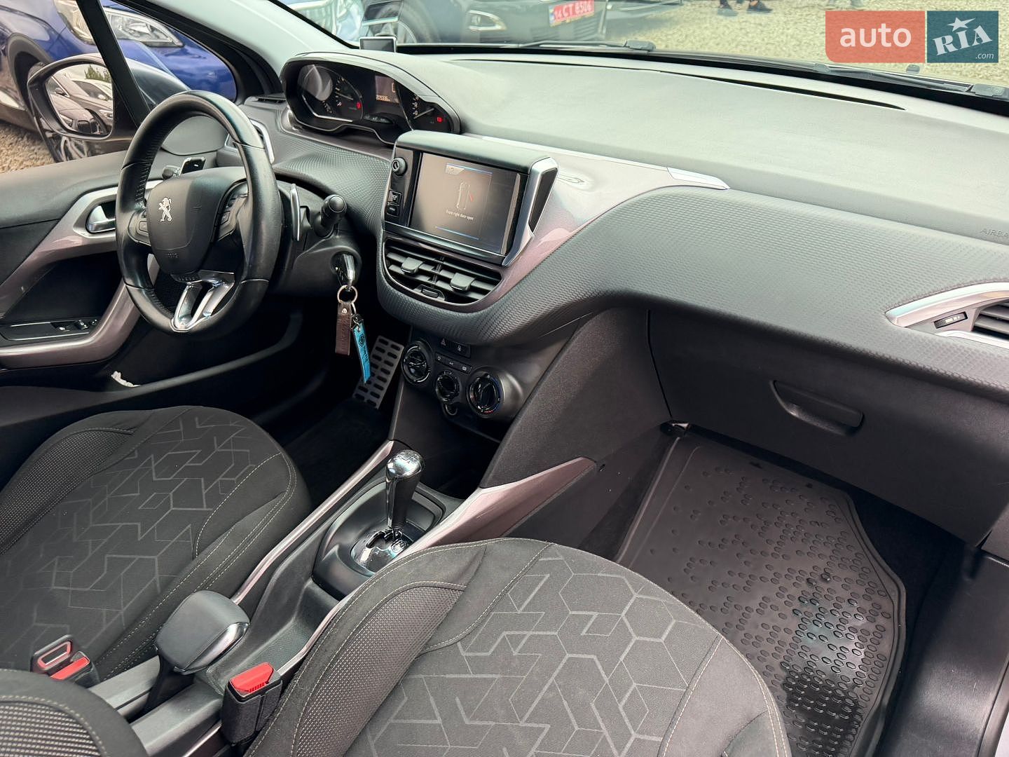 Peugeot 2008 2014 VIN VF3CU9HP8EY025409 фото оголошення 30 з 39
