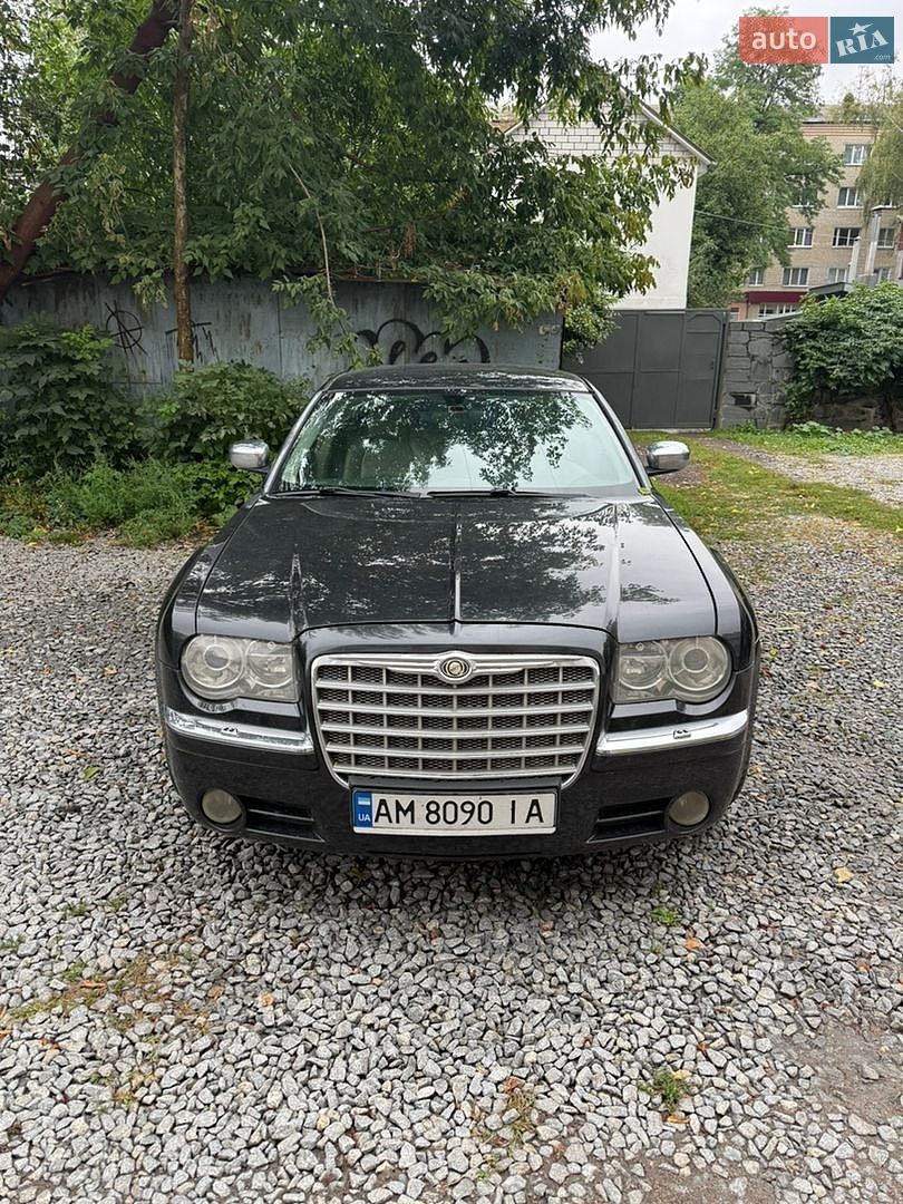 Chrysler 300C 2006 VIN 1C3H8B3R56Y102183 фото оголошення 3 з 10
