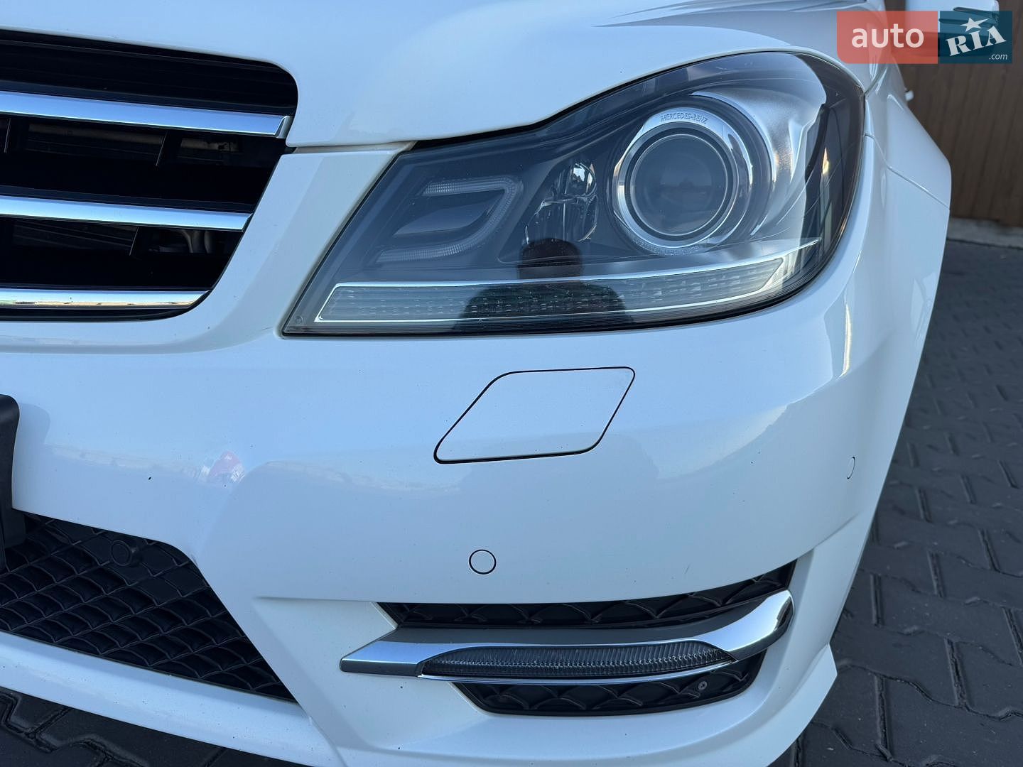 Mercedes-Benz C-Class 2014 VIN WDDGF8EB3EA917477 фото оголошення 13 з 63