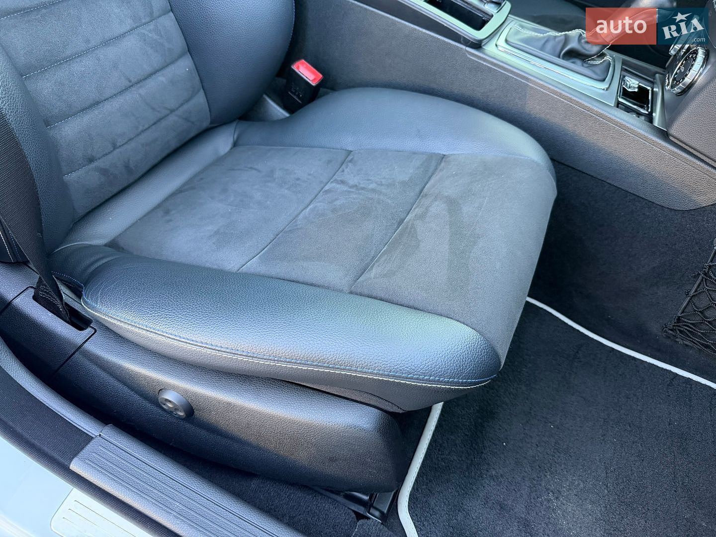 Mercedes-Benz C-Class 2014 VIN WDDGF8EB3EA917477 фото оголошення 47 з 63