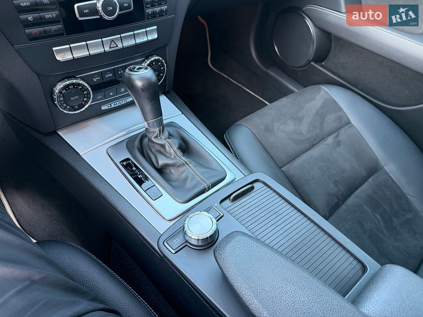 Mercedes-Benz C-Class 2014 VIN WDDGF8EB3EA917477 фото оголошення 52 з 63