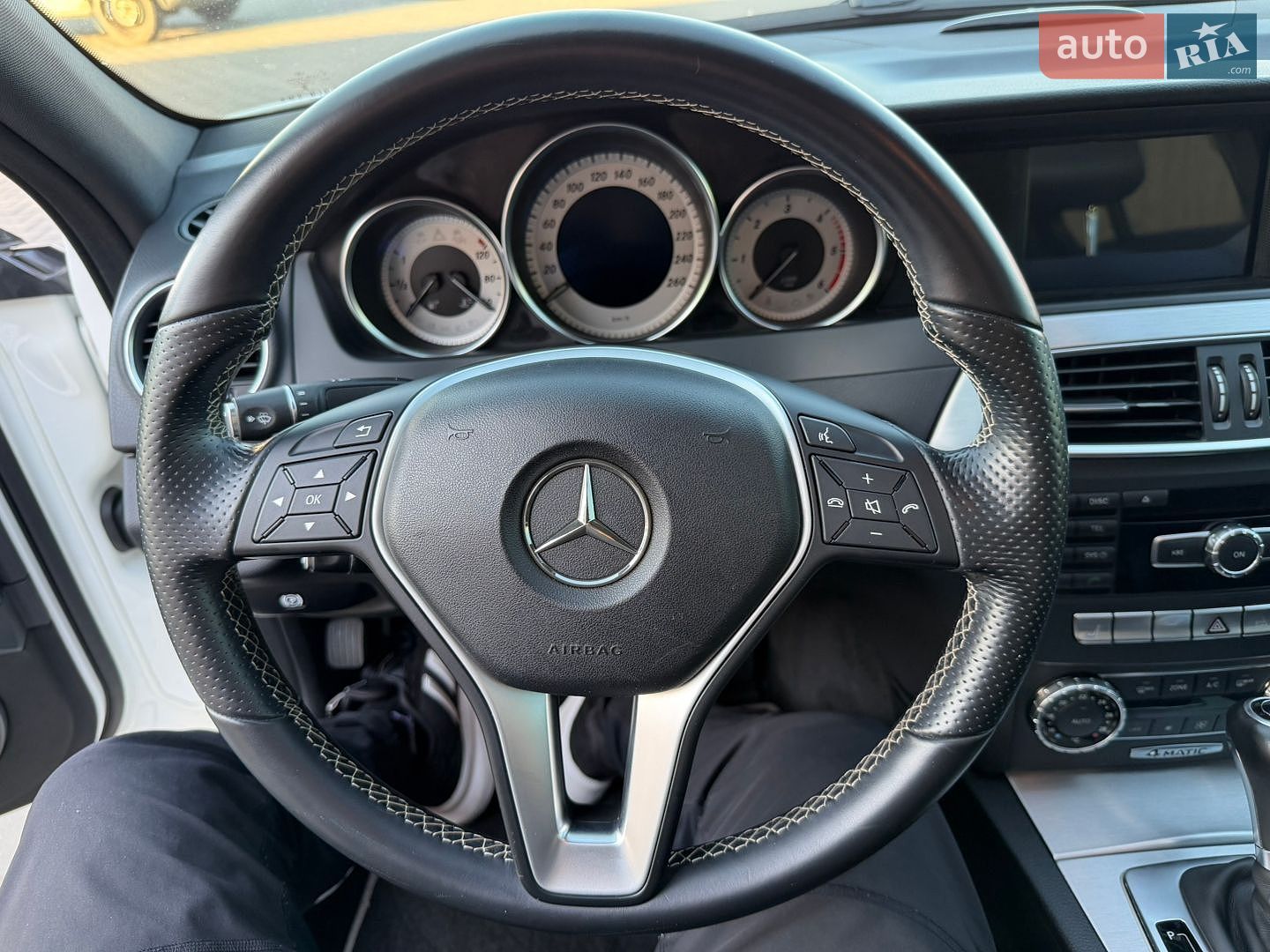 Mercedes-Benz C-Class 2014 VIN WDDGF8EB3EA917477 фото оголошення 56 з 63