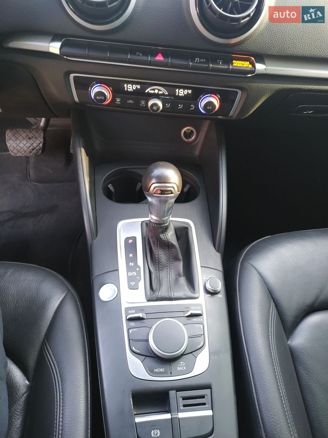 Audi A3 2015 VIN WAUA7GFF8G1067189 фото оголошення 12 з 26