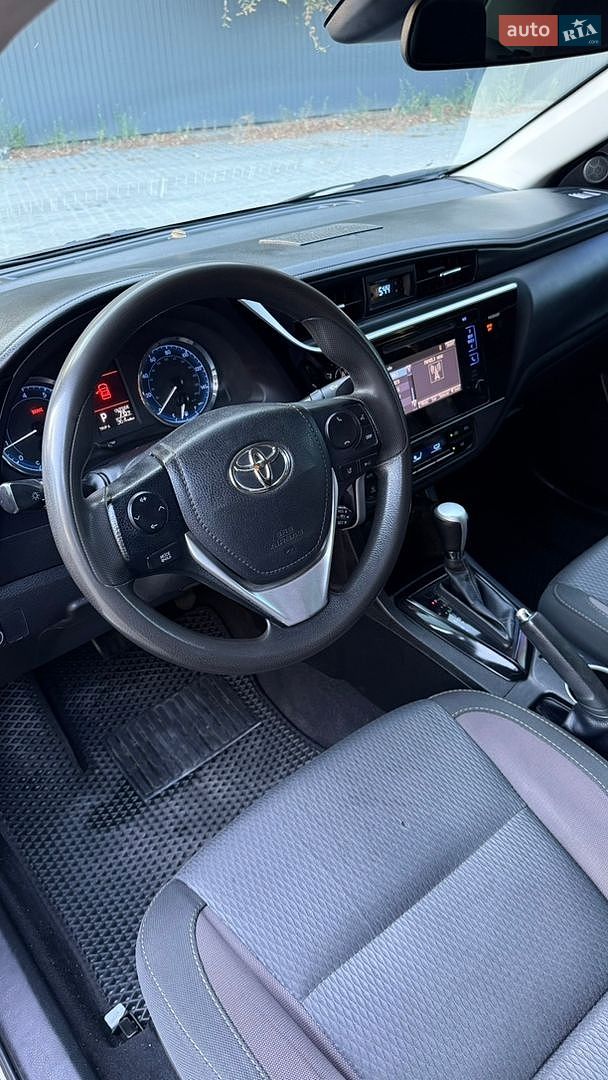 Toyota Corolla 2017 VIN 5YFBURHE7HP638572 фото оголошення 13 з 13