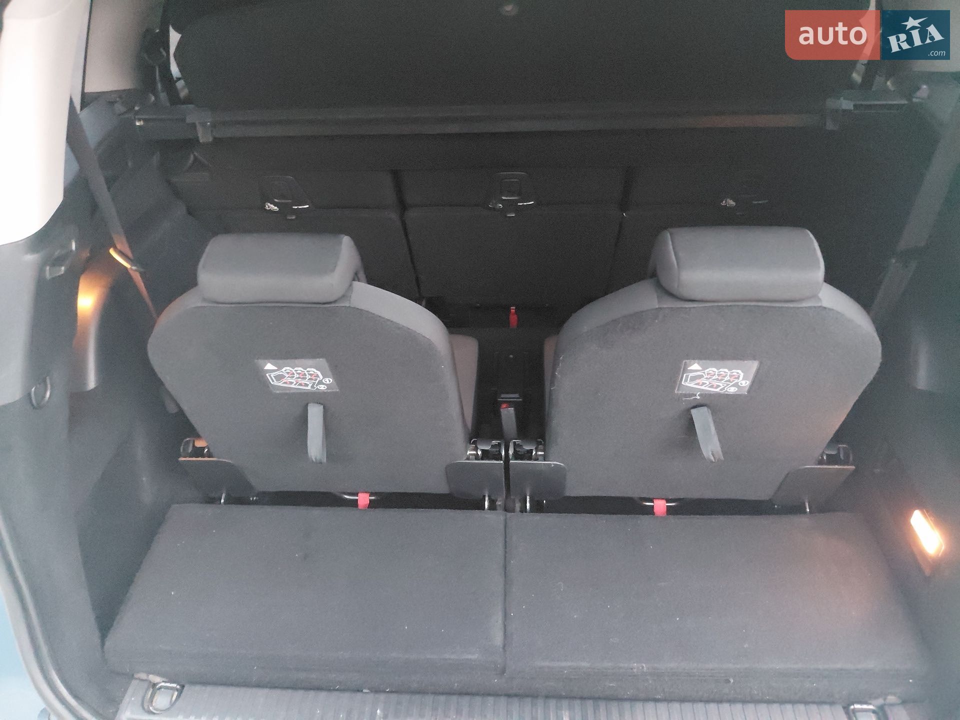 Citroen C4 Picasso 2014 VIN VF73A9HC8EJ562736 фото оголошення 38 з 80
