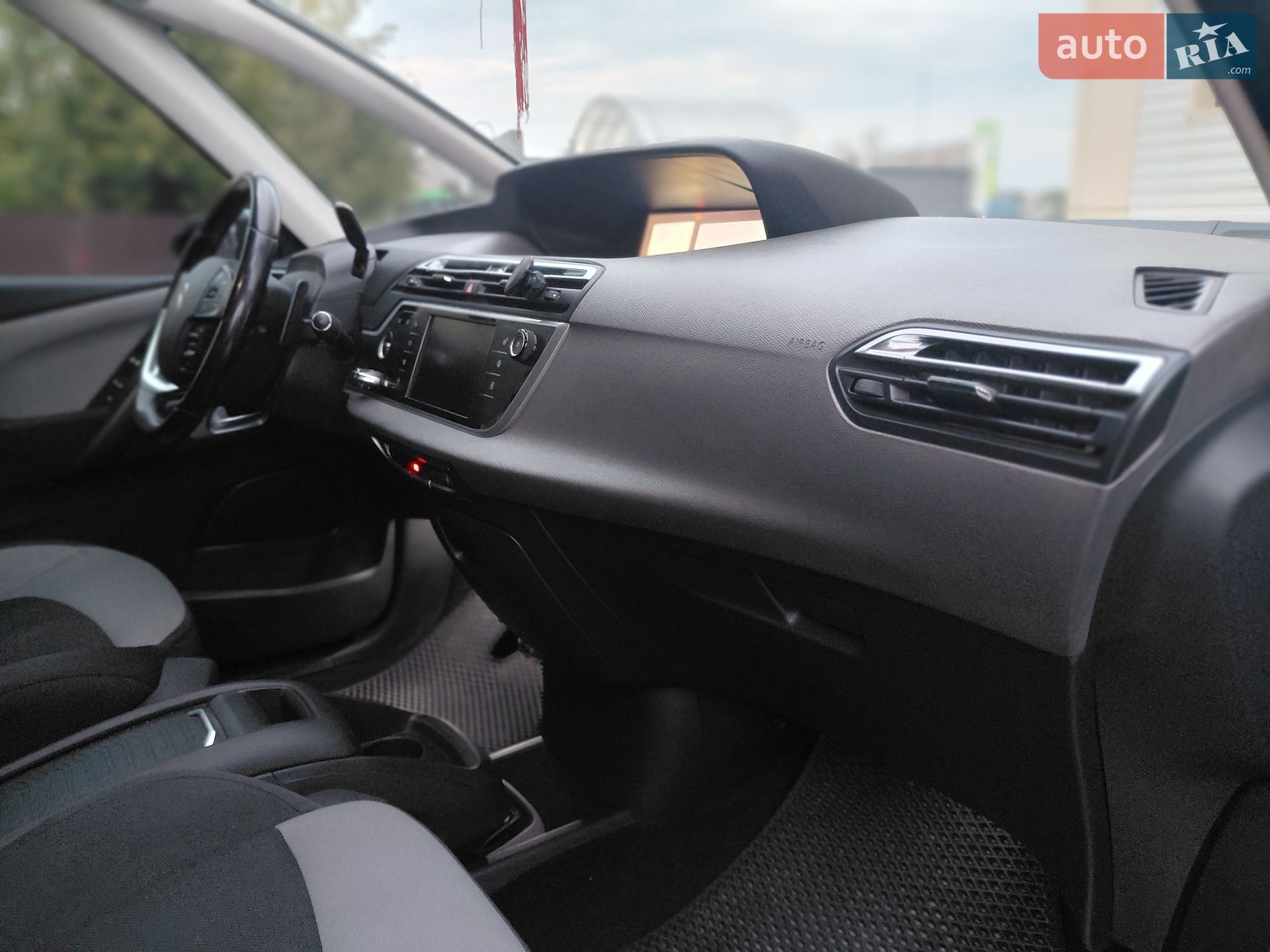 Citroen C4 Picasso 2014 VIN VF73A9HC8EJ562736 фото оголошення 44 з 80