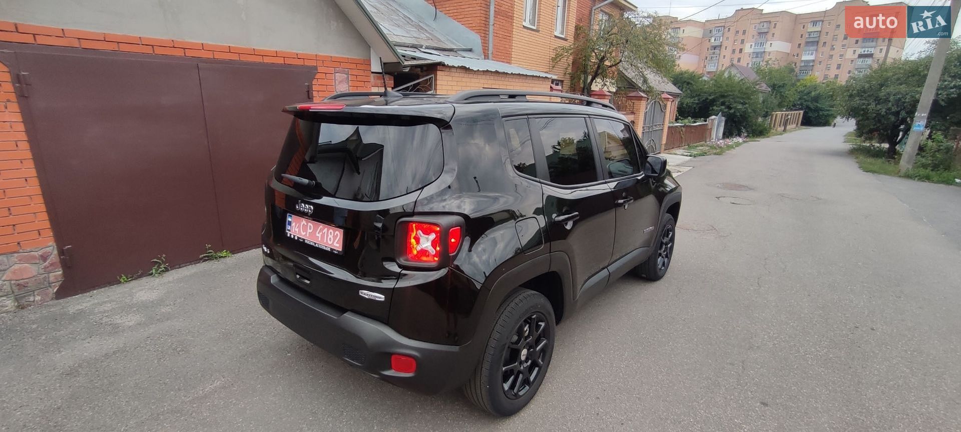 Jeep Renegade 2022 VIN ZACNJDB11NPN69437 фото оголошення 7 з 112
