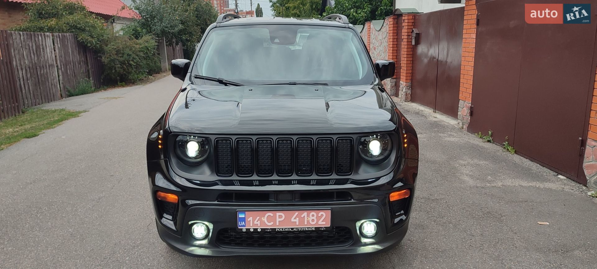 Jeep Renegade 2022 VIN ZACNJDB11NPN69437 фото оголошення 4 з 112