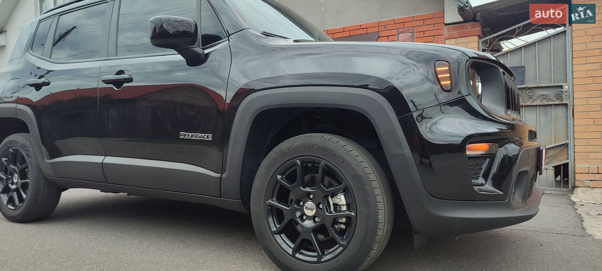 Jeep Renegade 2022 VIN ZACNJDB11NPN69437 фото оголошення 6 з 112
