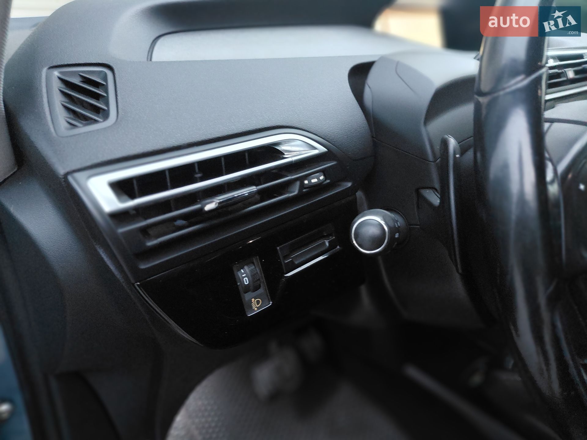Citroen C4 Picasso 2014 VIN VF73A9HC8EJ562736 фото оголошення 51 з 80