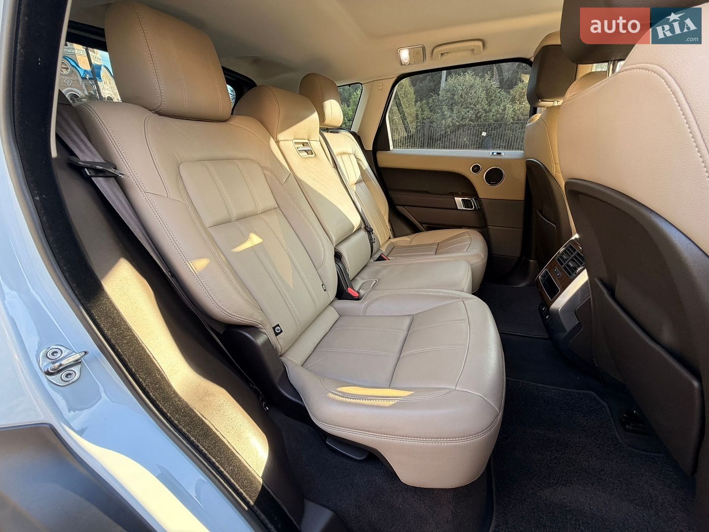 Land Rover Range Rover Sport 2019 VIN SALWA2BKXKA859619 фото оголошення 41 з 51