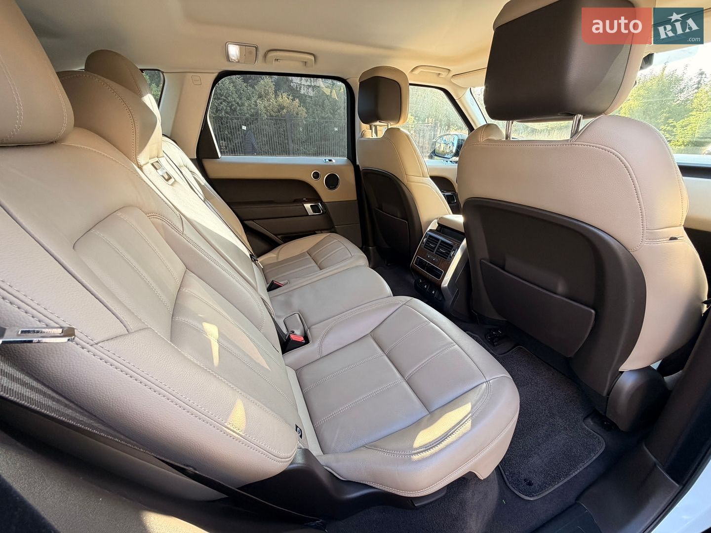 Land Rover Range Rover Sport 2019 VIN SALWA2BKXKA859619 фото оголошення 42 з 51