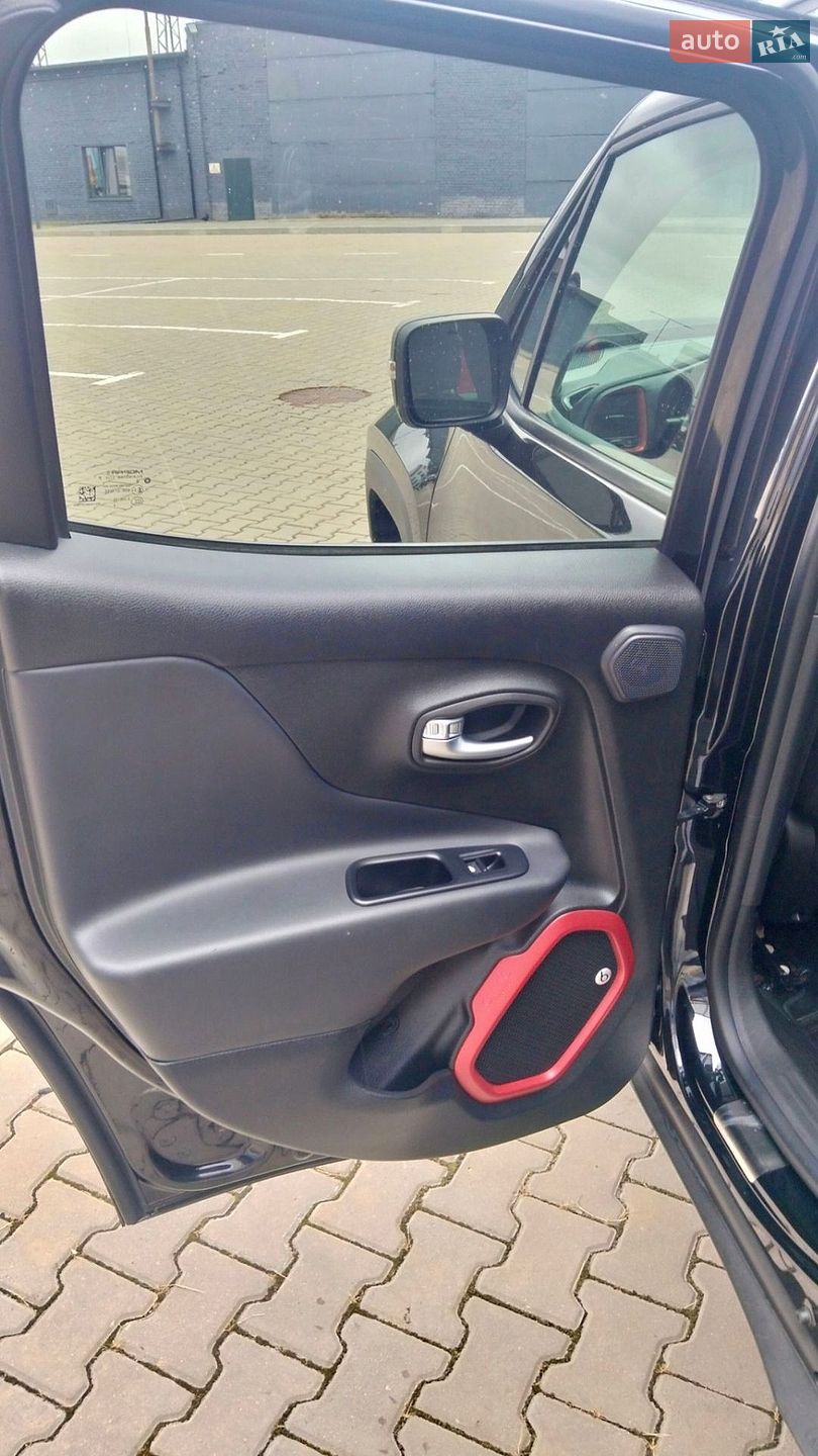 Jeep Renegade 2016 VIN ZACCJBCT4GPE10283 фото оголошення 43 з 67