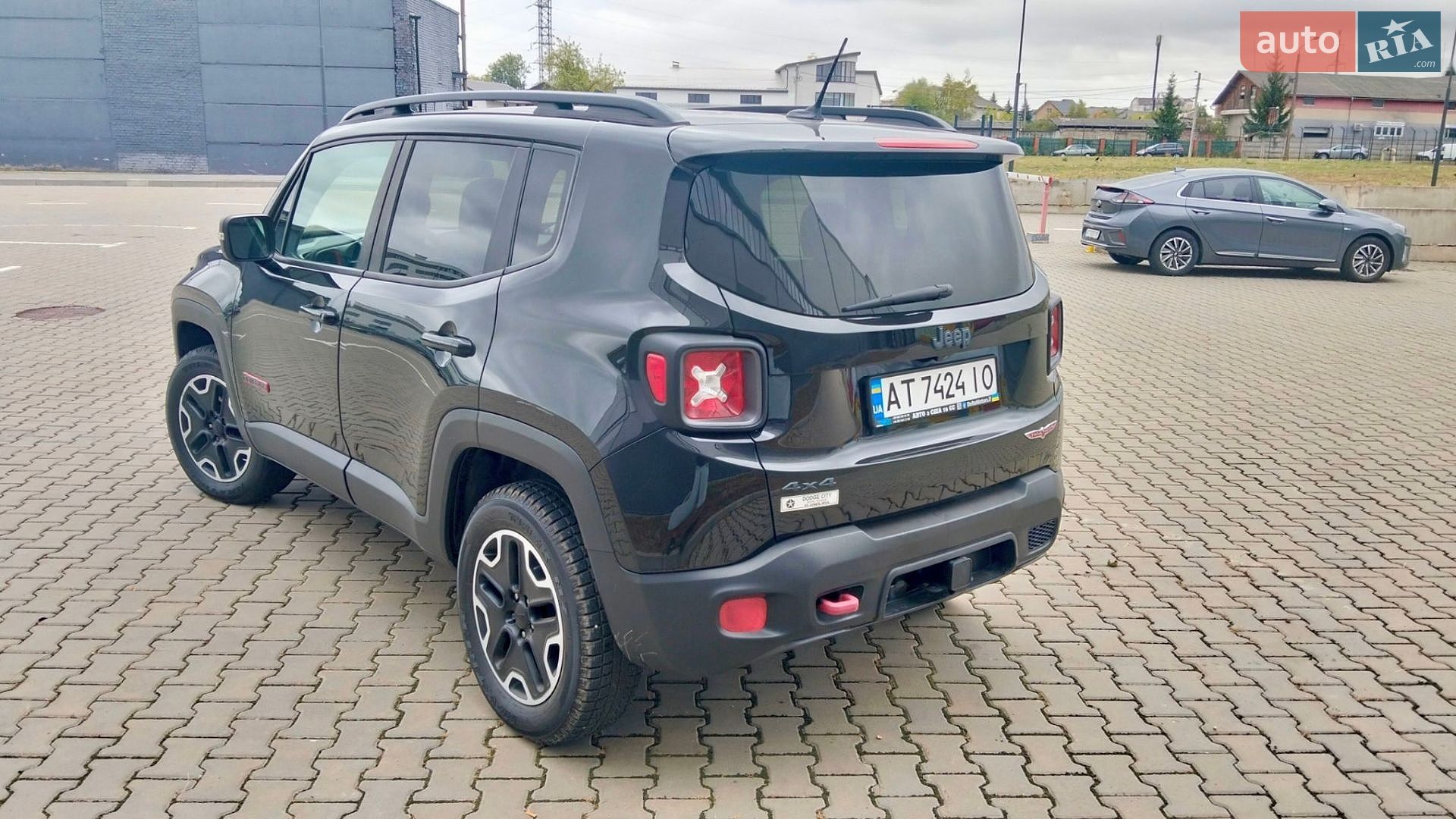 Jeep Renegade 2016 VIN ZACCJBCT4GPE10283 фото оголошення 46 з 67