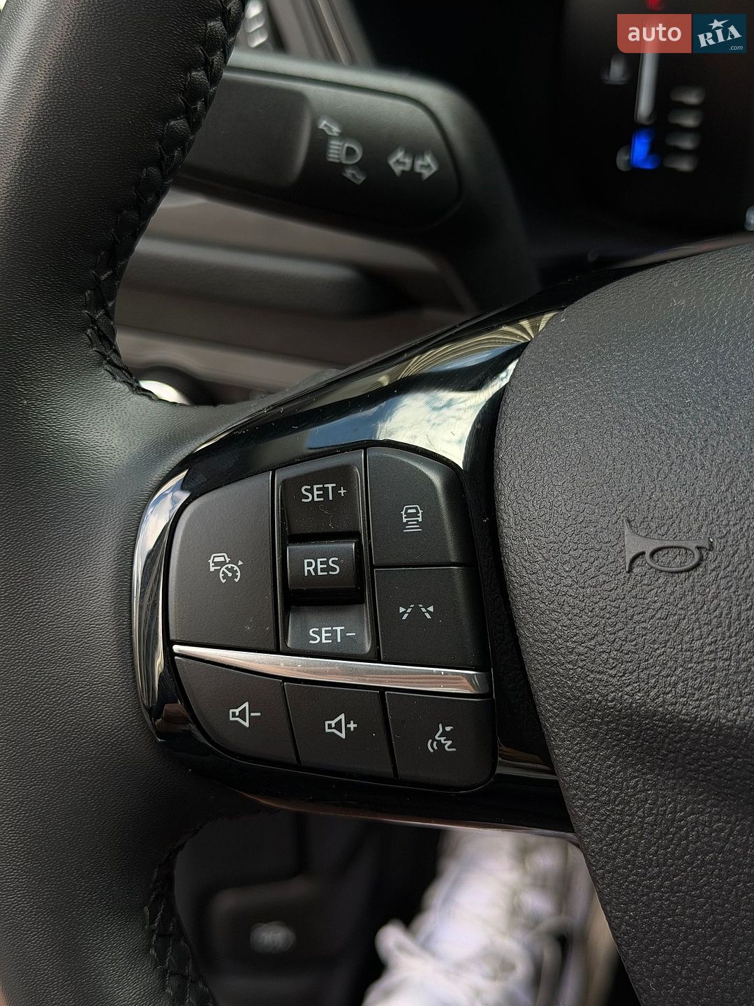 Ford Escape 2023 VIN 1FMCU0E19RUA05816 фото оголошення 12 з 14