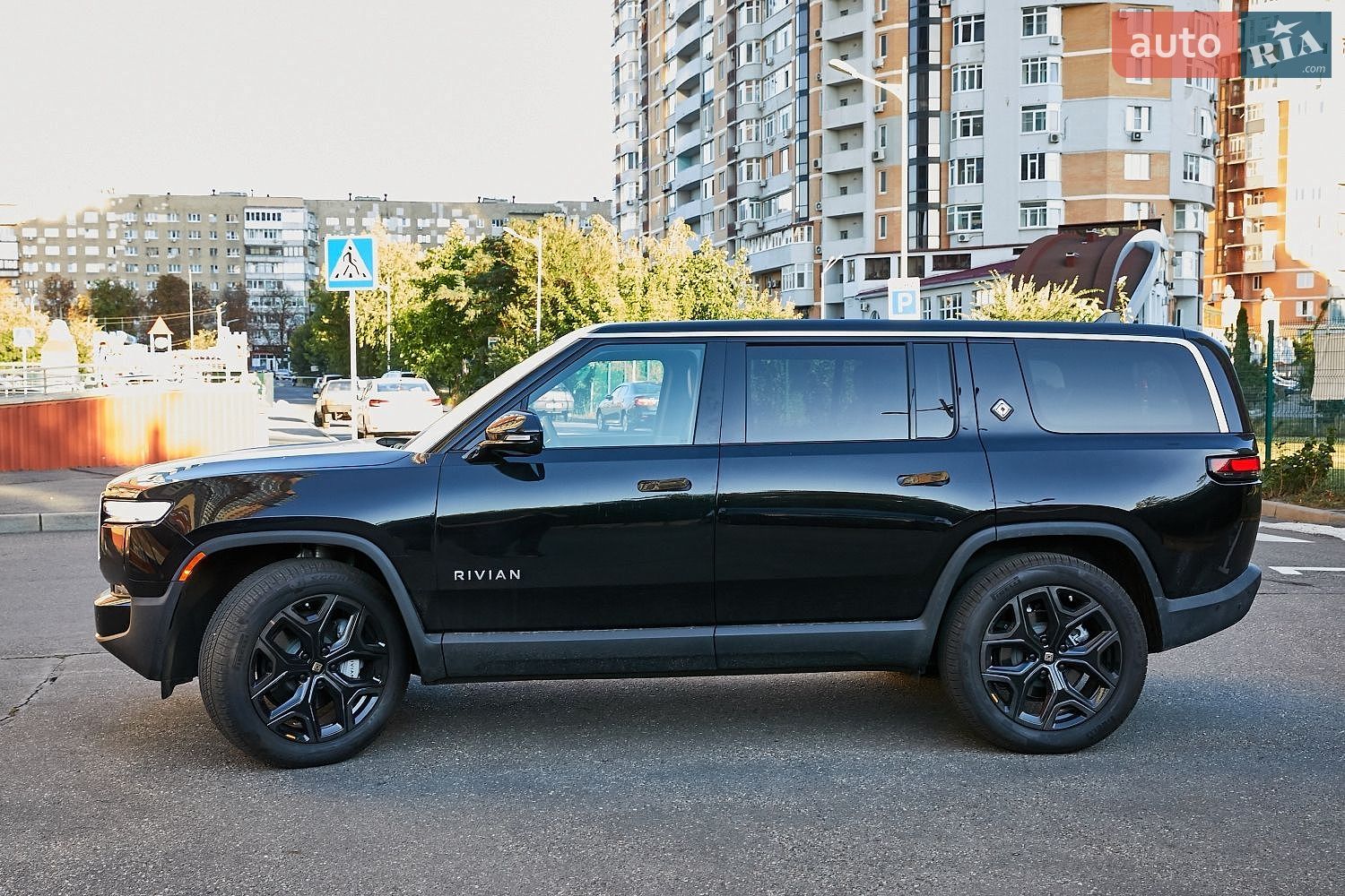 Rivian R1S 2025 VIN 7PDSGBBA1SN071292 фото оголошення 25 з 78
