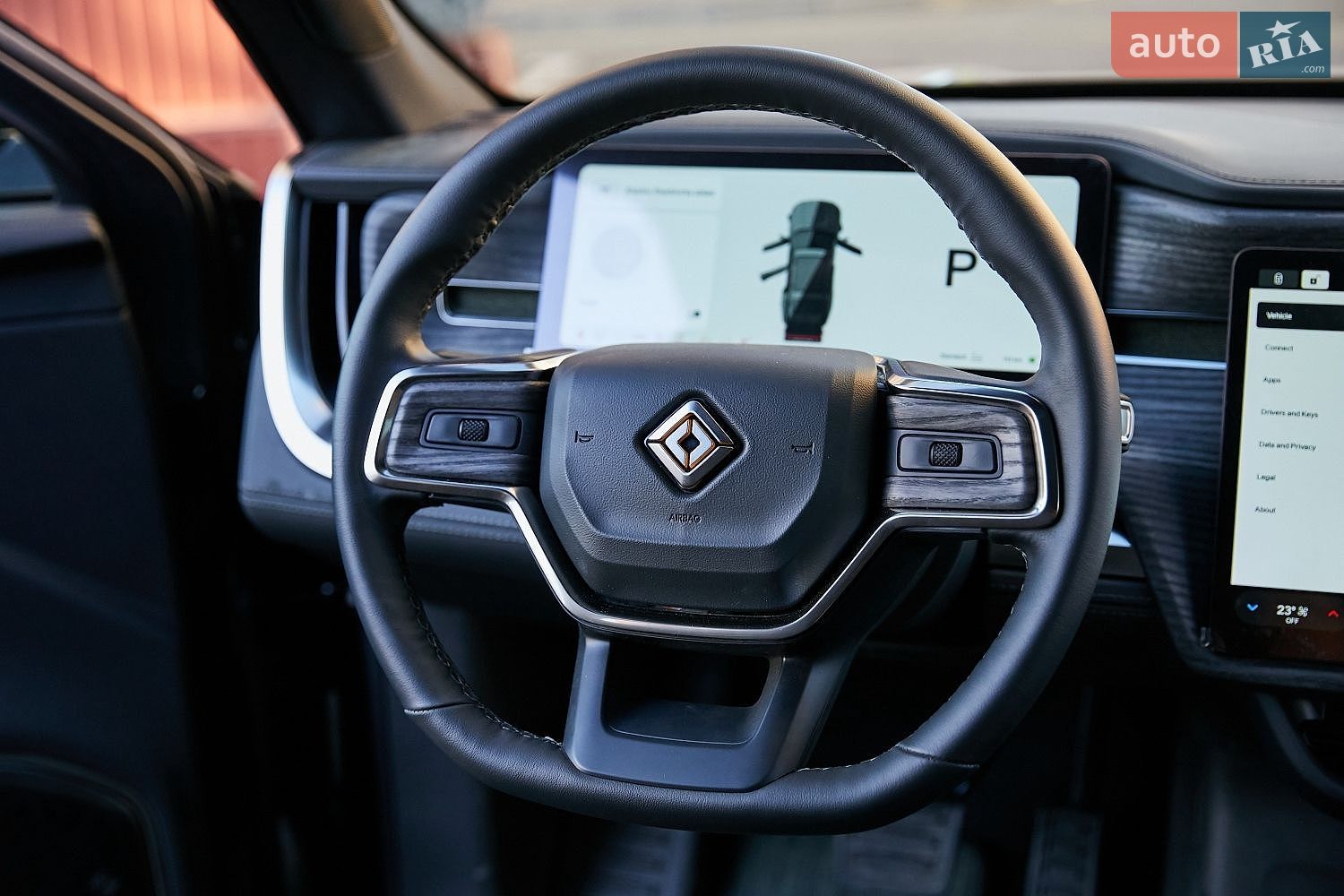 Rivian R1S 2025 VIN 7PDSGBBA1SN071292 фото оголошення 43 з 78