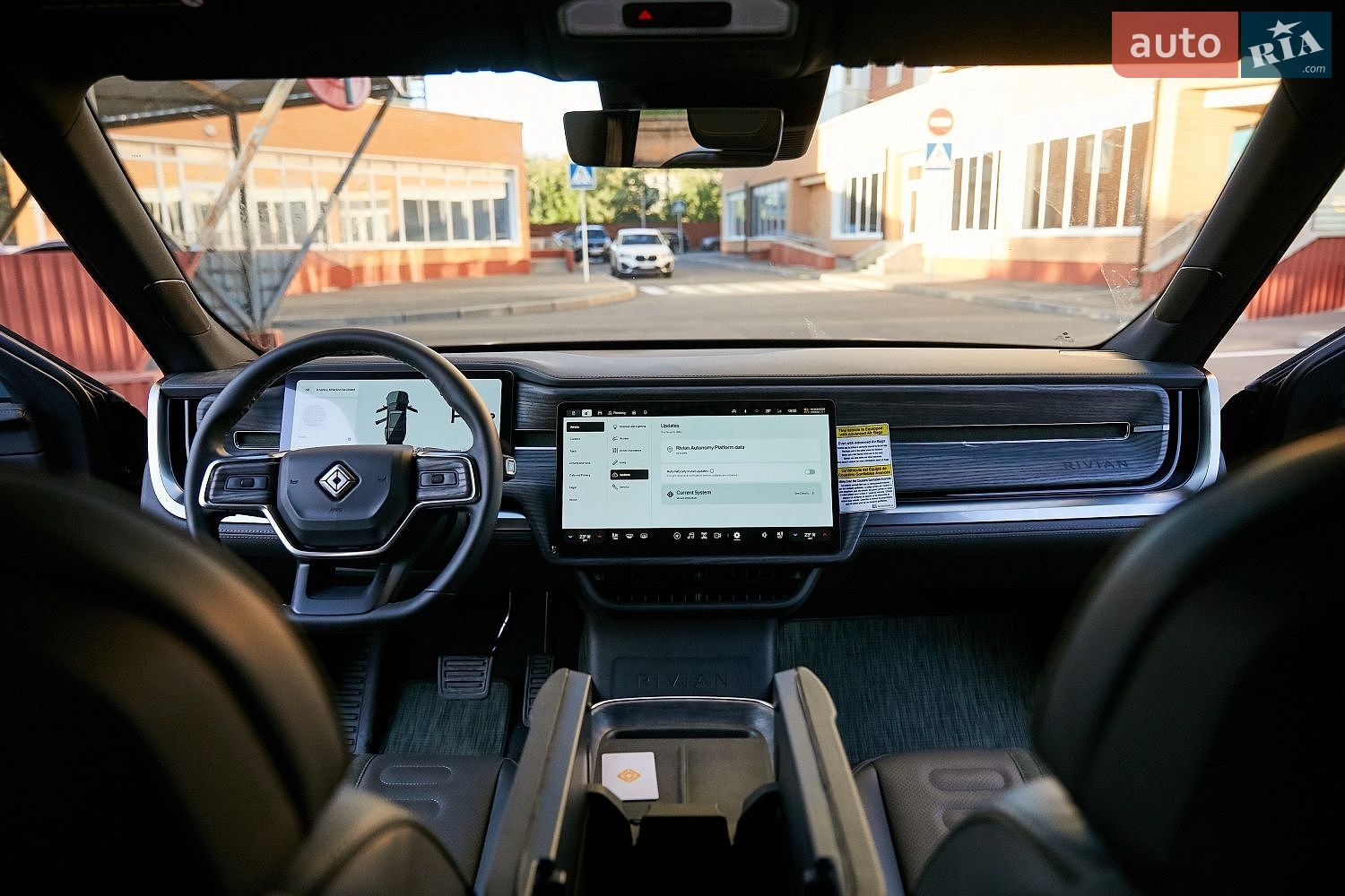 Rivian R1S 2025 VIN 7PDSGBBA1SN071292 фото оголошення 46 з 78
