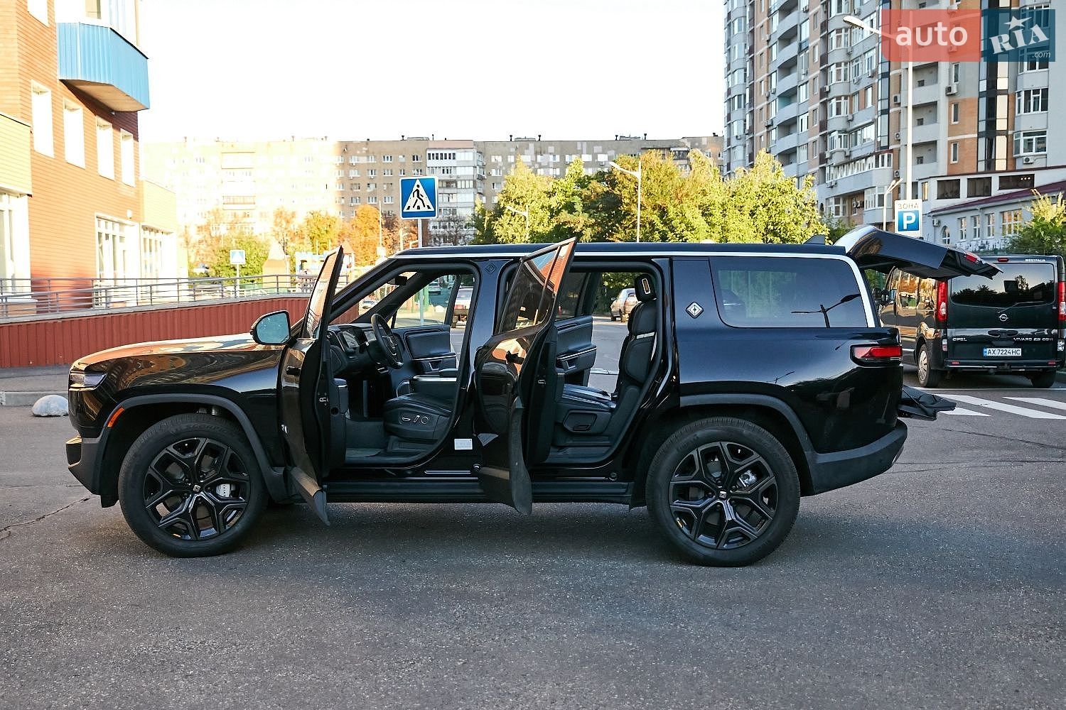 Rivian R1S 2025 VIN 7PDSGBBA1SN071292 фото оголошення 58 з 78