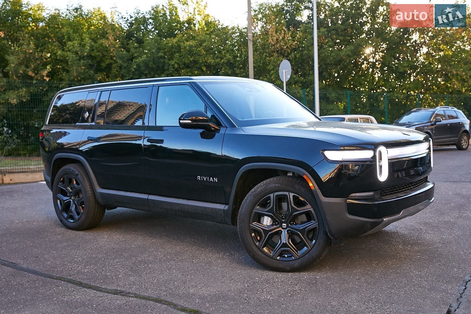 Rivian R1S 2025 VIN 7PDSGBBA1SN071292 фото оголошення 66 з 78