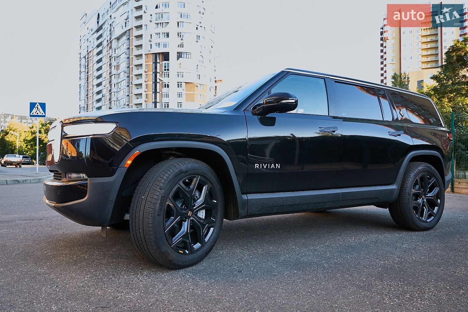 Rivian R1S 2025 VIN 7PDSGBBA1SN071292 фото оголошення 68 з 78