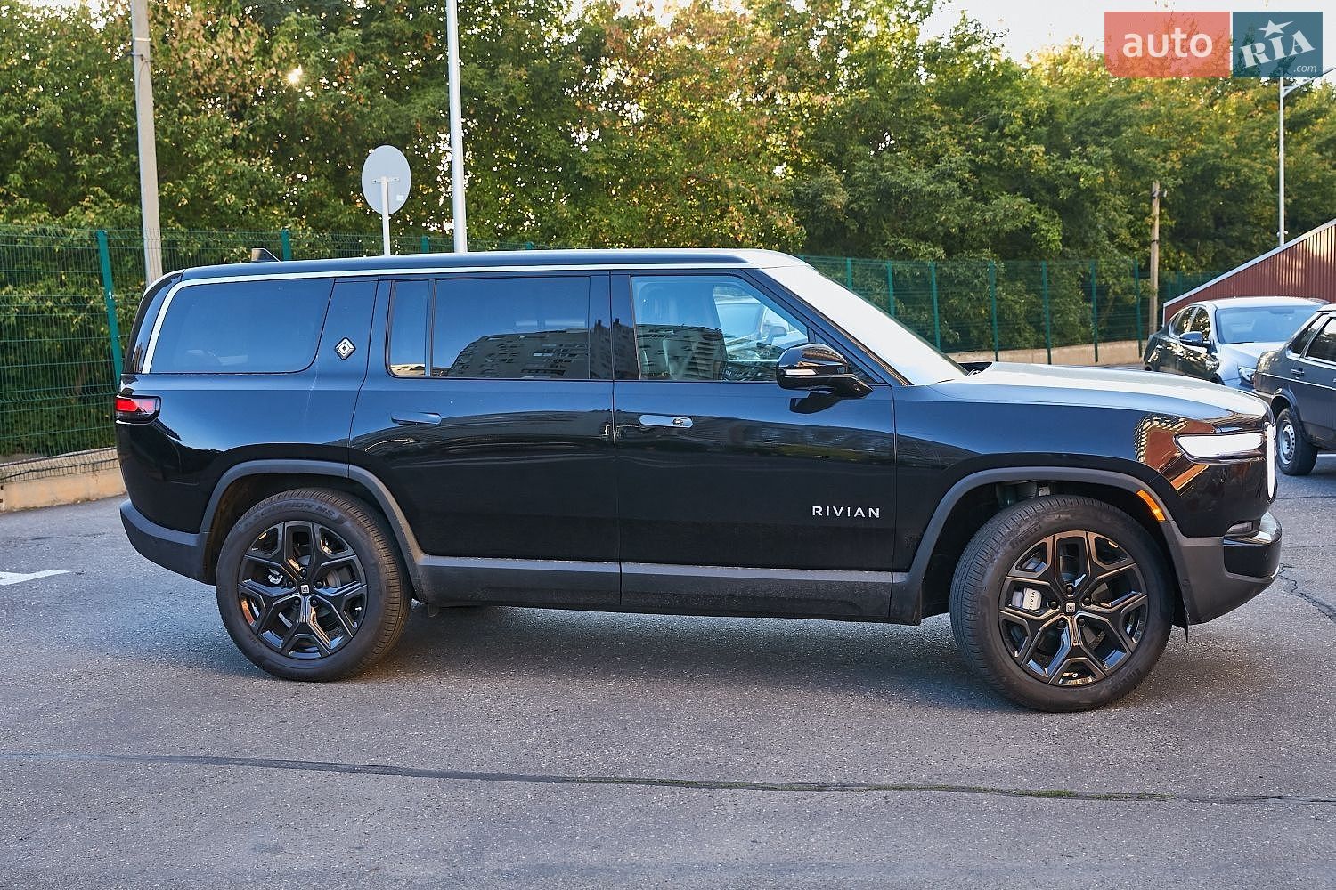 Rivian R1S 2025 VIN 7PDSGBBA1SN071292 фото оголошення 72 з 78